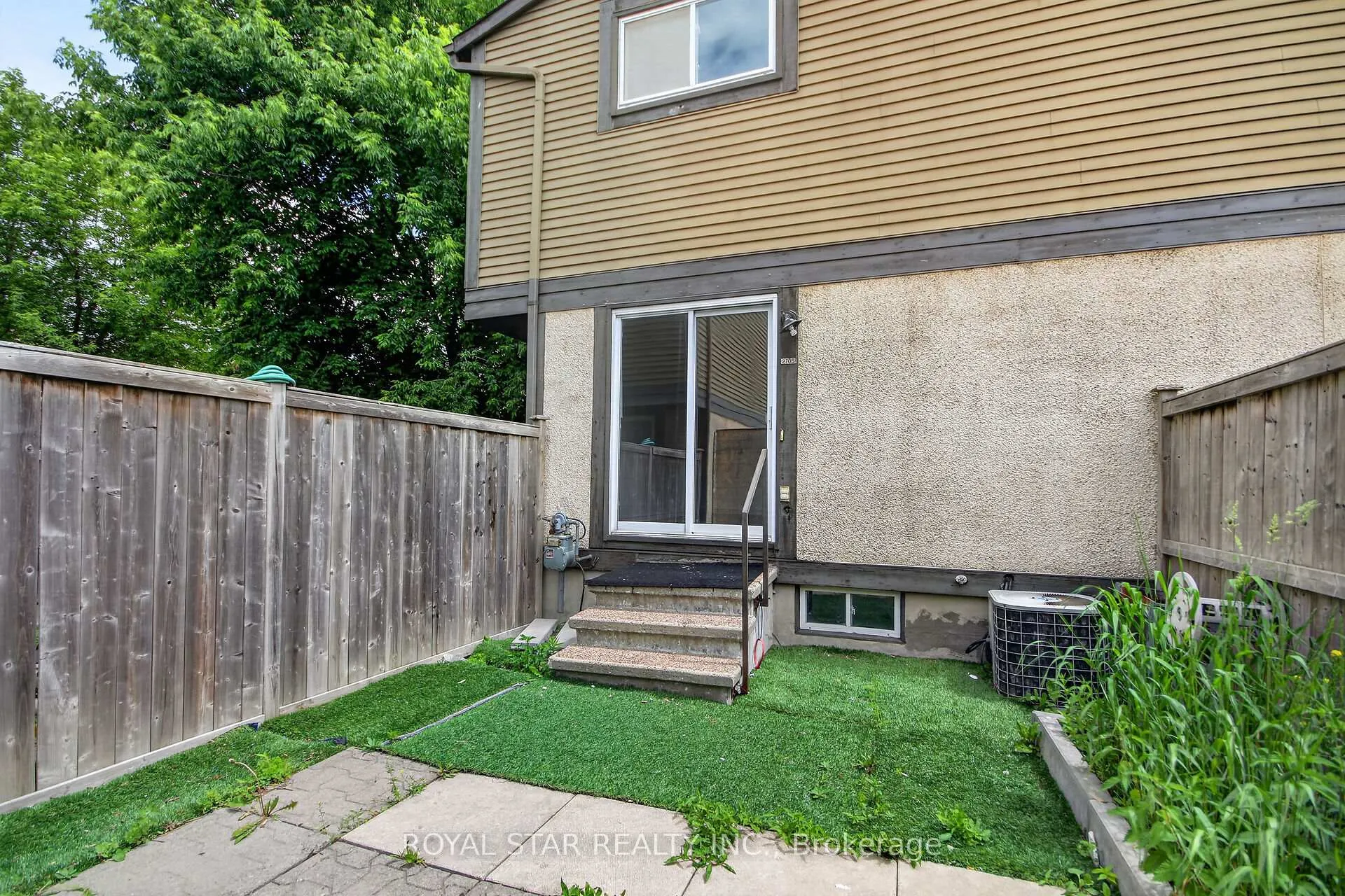 Photo 35 of 2705 Pimlico Crescent, Ottawa, Emerald Woods/Sawmill Creek — HOMEH