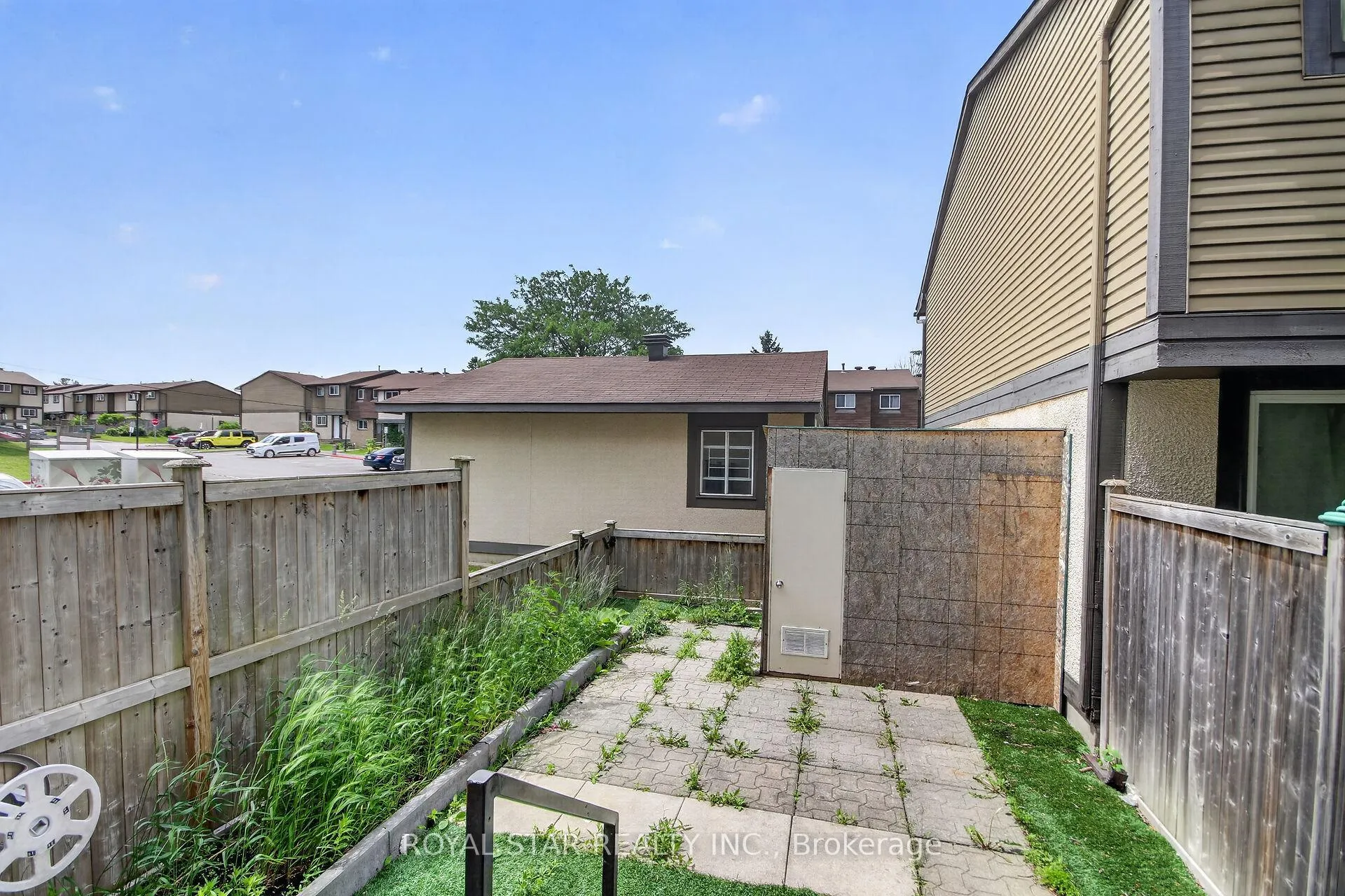 Photo 37 of 2705 Pimlico Crescent, Ottawa, Emerald Woods/Sawmill Creek — HOMEH
