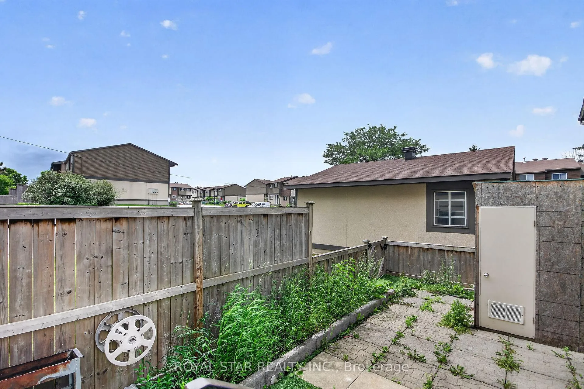 Photo 38 of 2705 Pimlico Crescent, Ottawa, Emerald Woods/Sawmill Creek — HOMEH