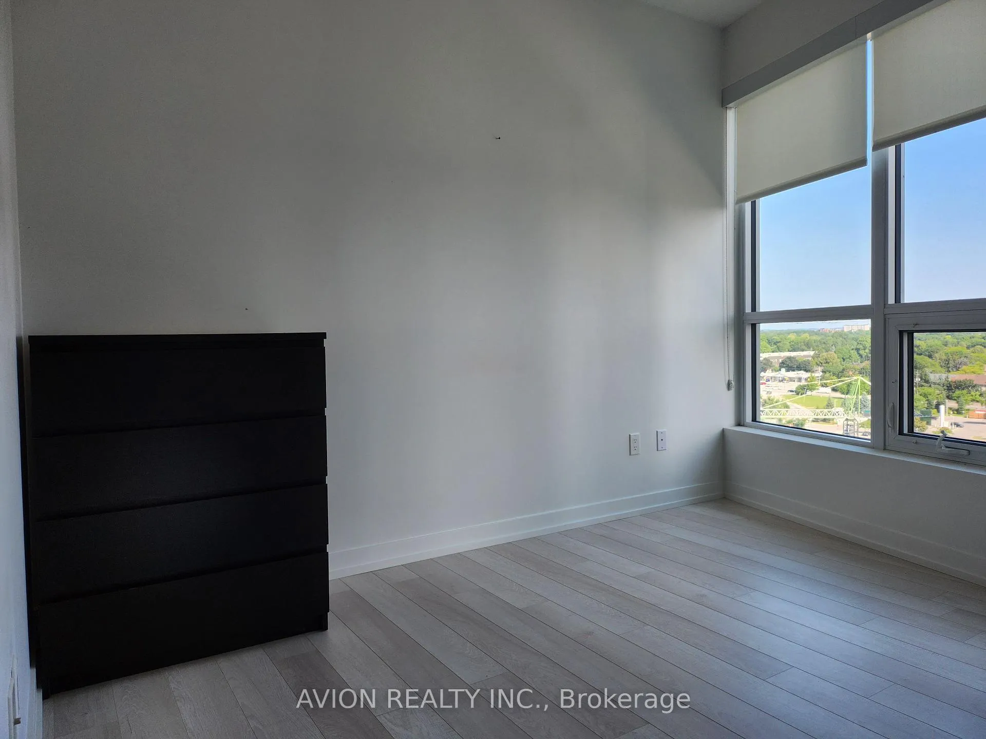 Photo 10 of Unit 1205, 115 Mcmahon Drive, North York, Bayview Village — HOMEH