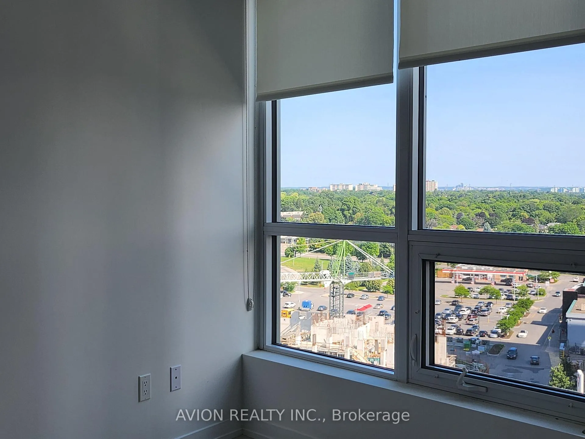Photo 11 of Unit 1205, 115 Mcmahon Drive, North York, Bayview Village — HOMEH