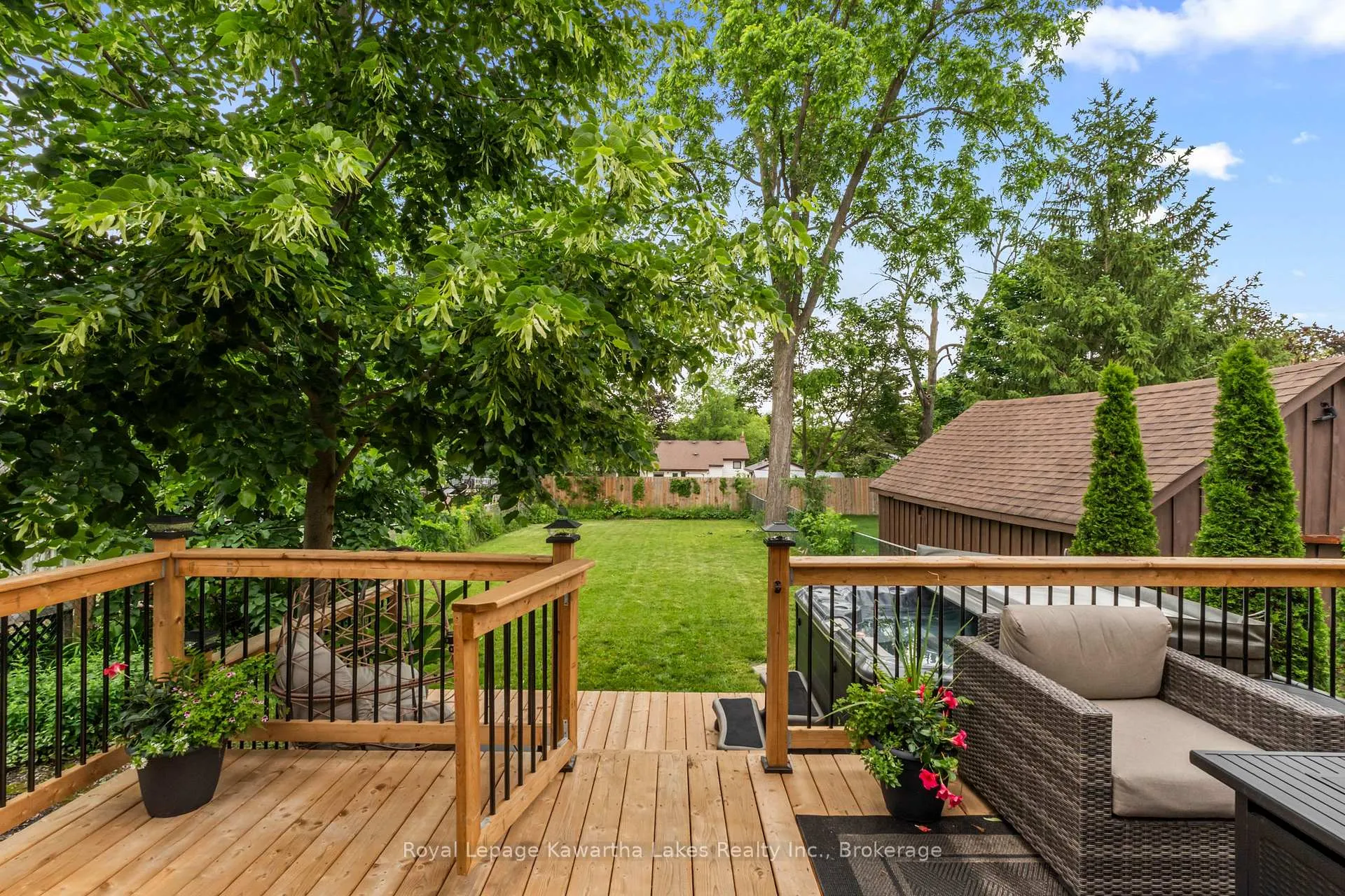 Photo 3 of 32 Simcoe Street, Kawartha Lakes, Lindsay — HOMEH