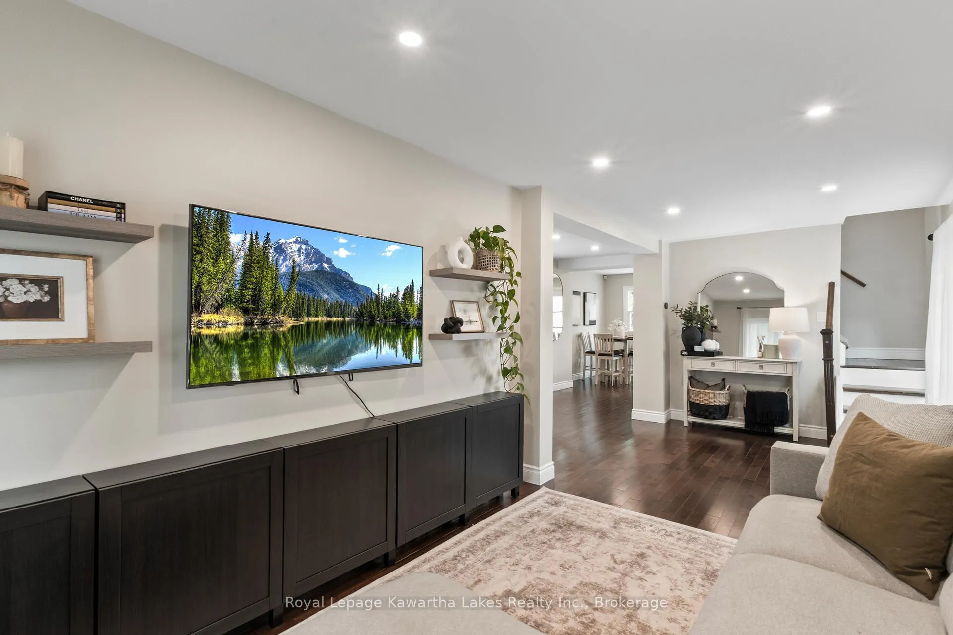 Photo 9 of 32 Simcoe Street, Kawartha Lakes, Lindsay — HOMEH