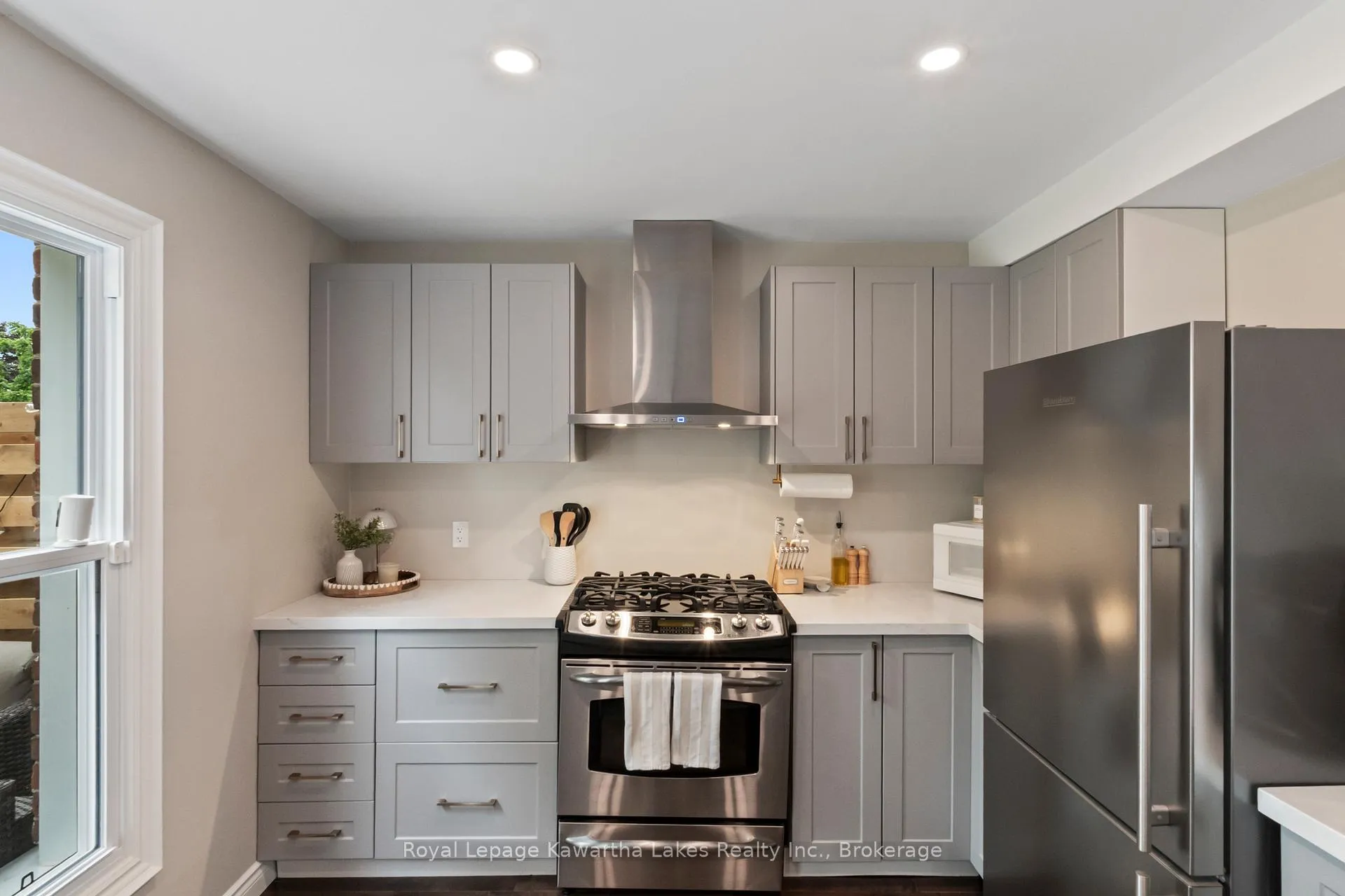 Photo 18 of 32 Simcoe Street, Kawartha Lakes, Lindsay — HOMEH