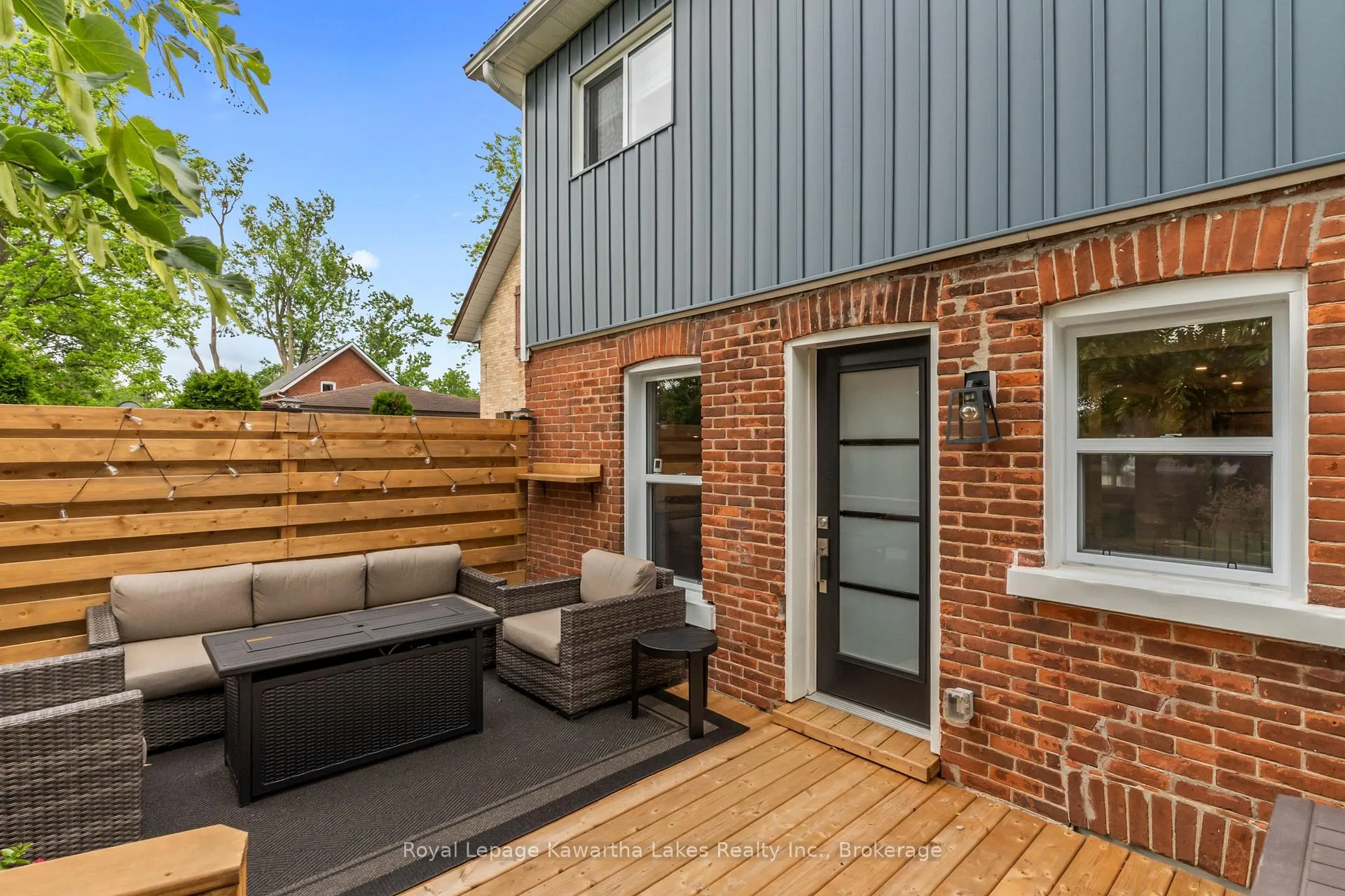 Photo 31 of 32 Simcoe Street, Kawartha Lakes, Lindsay — HOMEH