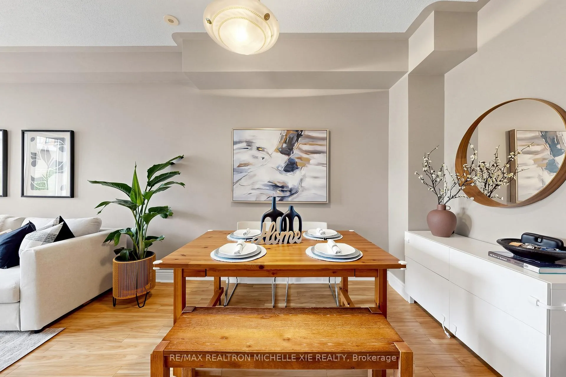 Photo 7 of 82 Suncrest Boulevard, Markham, Commerce Valley — HOMEH