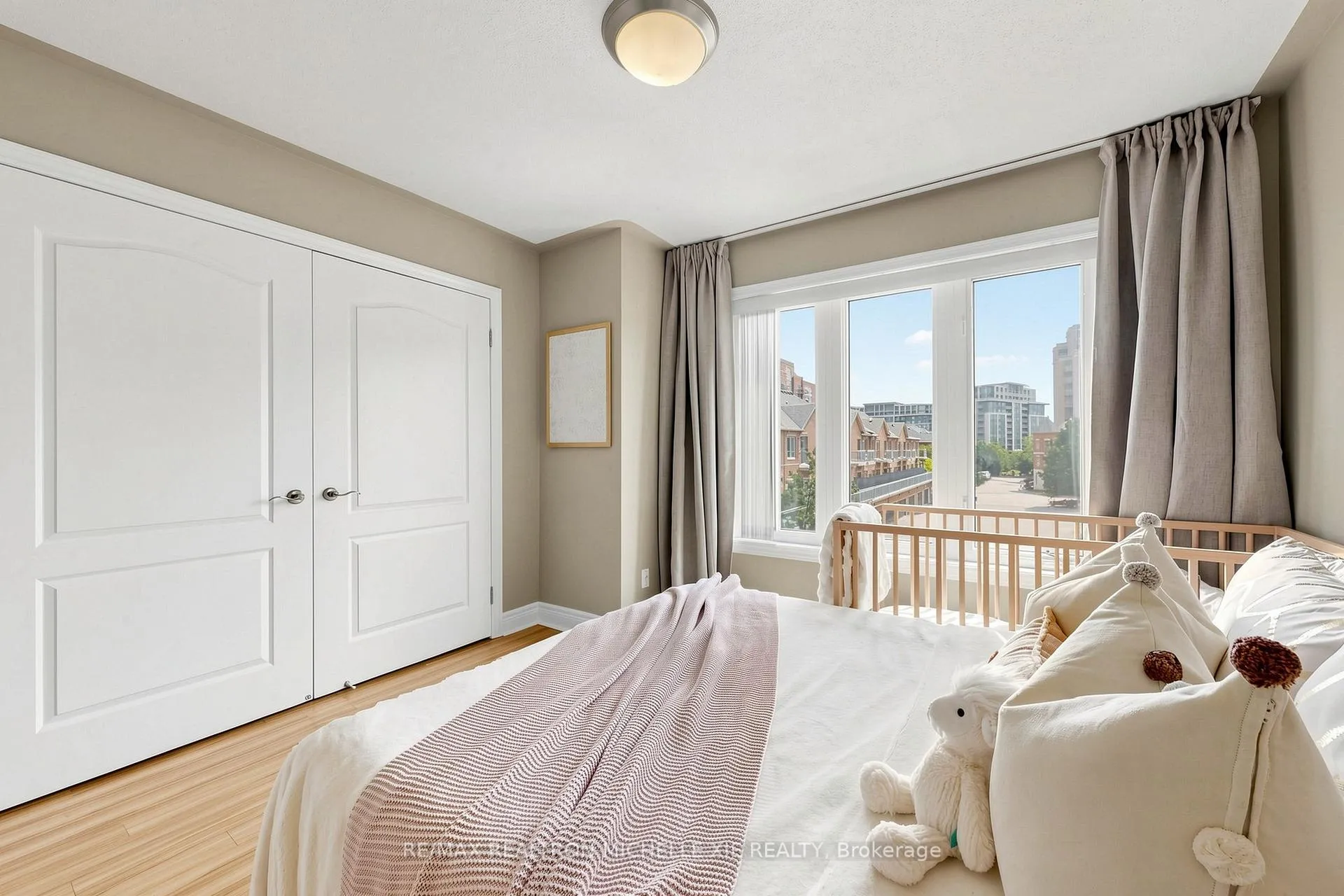 Photo 20 of 82 Suncrest Boulevard, Markham, Commerce Valley — HOMEH