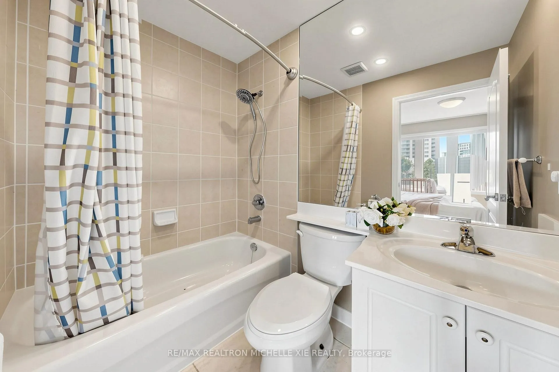 Photo 21 of 82 Suncrest Boulevard, Markham, Commerce Valley — HOMEH