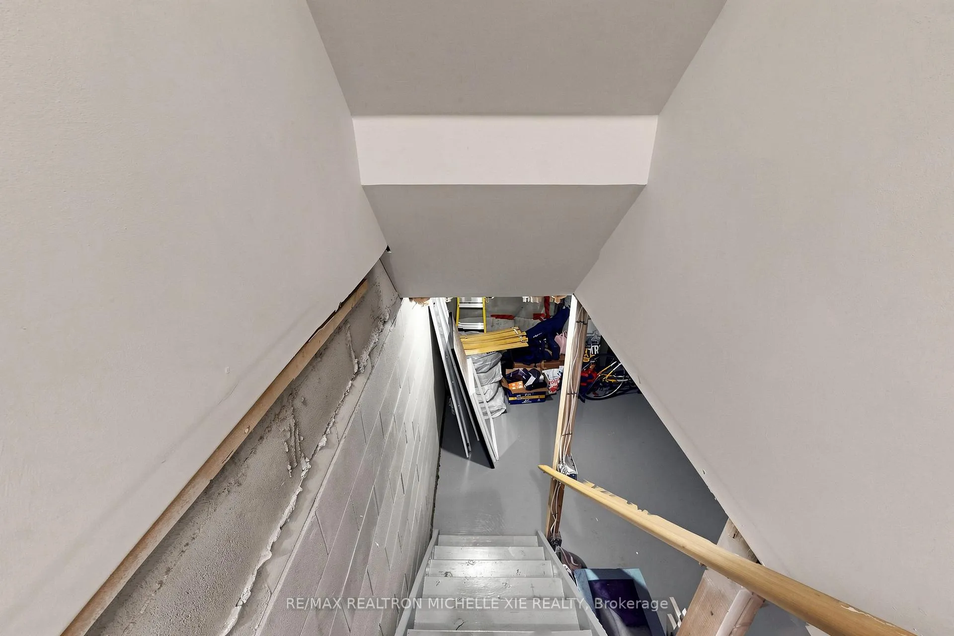Photo 35 of 82 Suncrest Boulevard, Markham, Commerce Valley — HOMEH