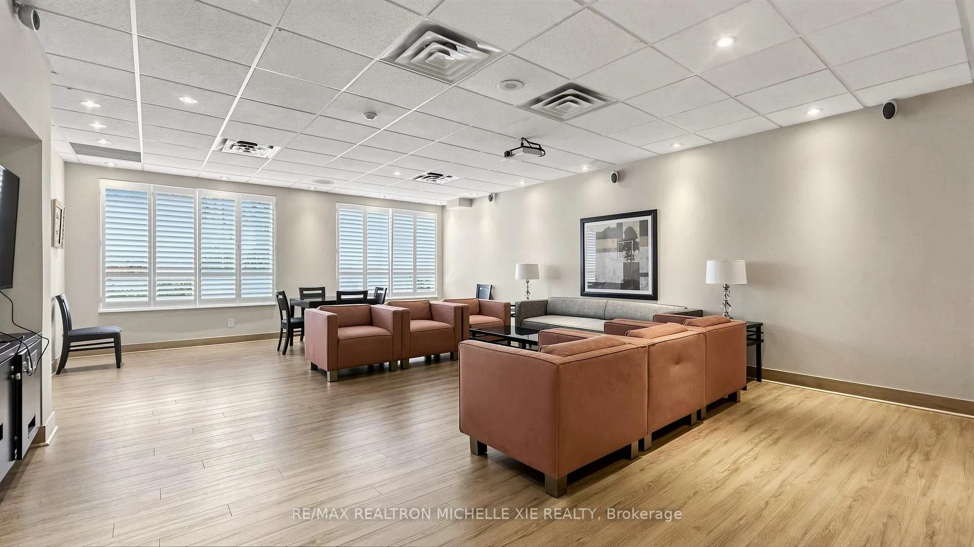 Photo 43 of 82 Suncrest Boulevard, Markham, Commerce Valley — HOMEH