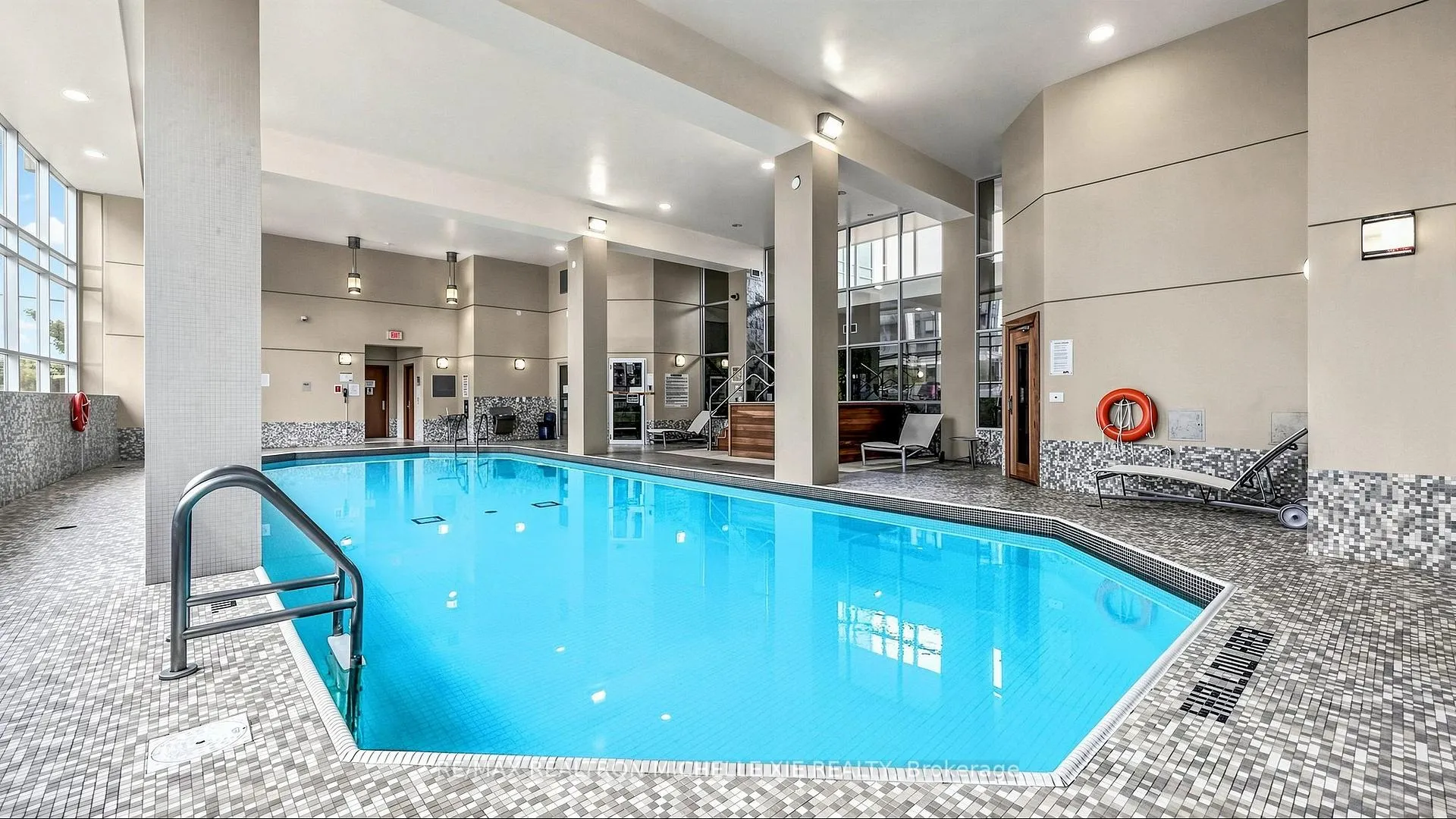 Photo 45 of 82 Suncrest Boulevard, Markham, Commerce Valley — HOMEH
