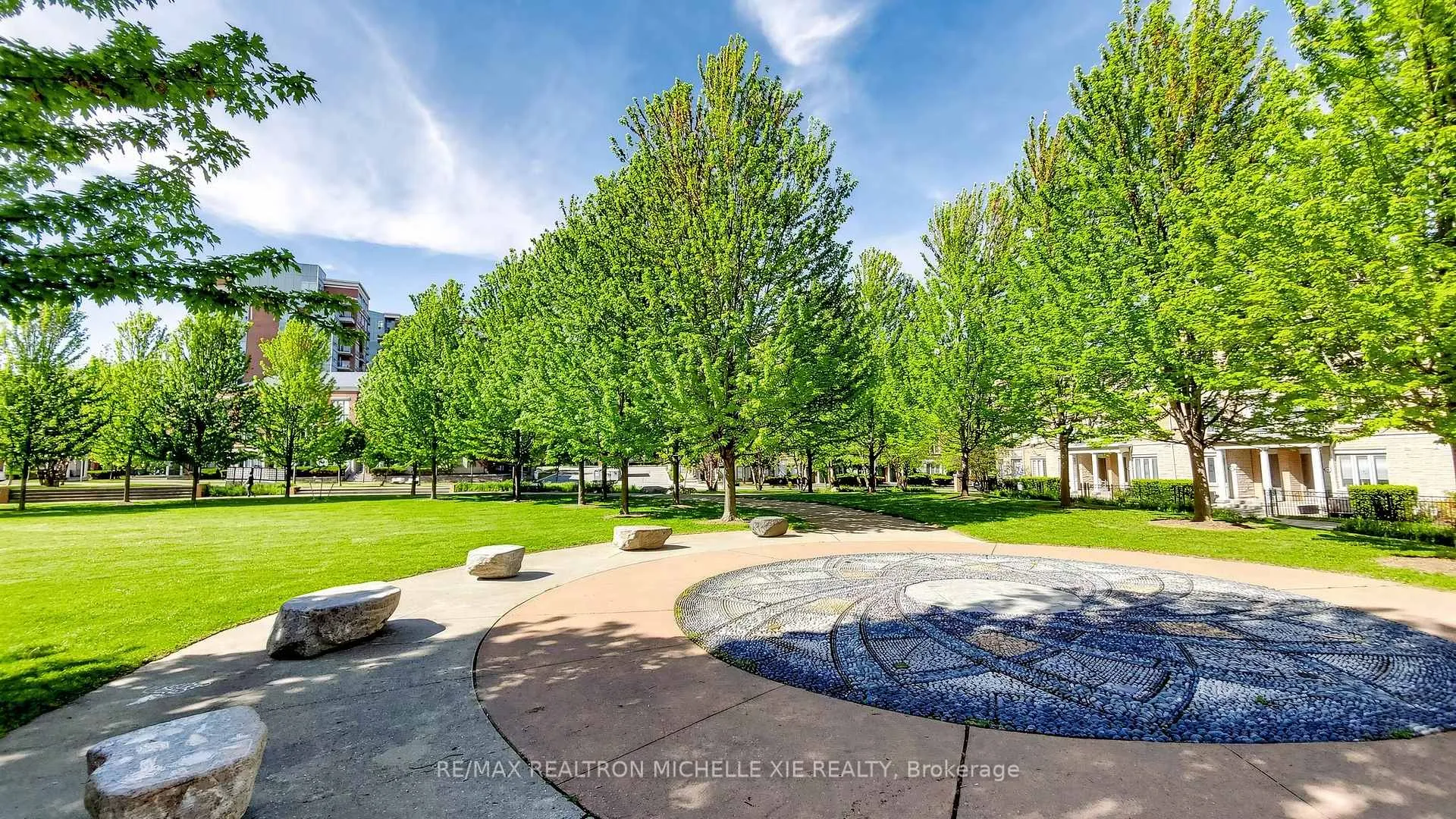 Photo 50 of 82 Suncrest Boulevard, Markham, Commerce Valley — HOMEH