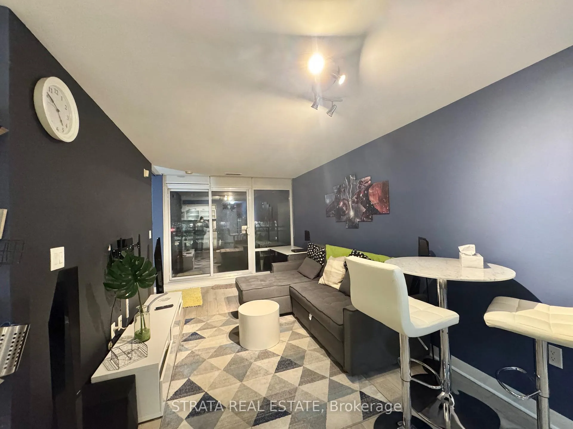 Photo 6 of Unit 206, 4K Spadina Avenue, Toronto, Waterfront Communities — HOMEH