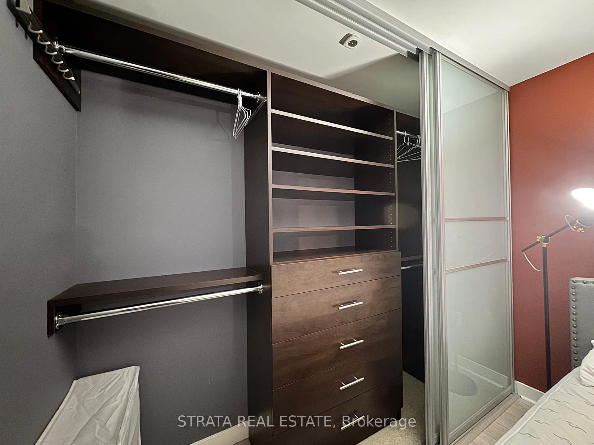 Photo 9 of Unit 206, 4K Spadina Avenue, Toronto, Waterfront Communities — HOMEH