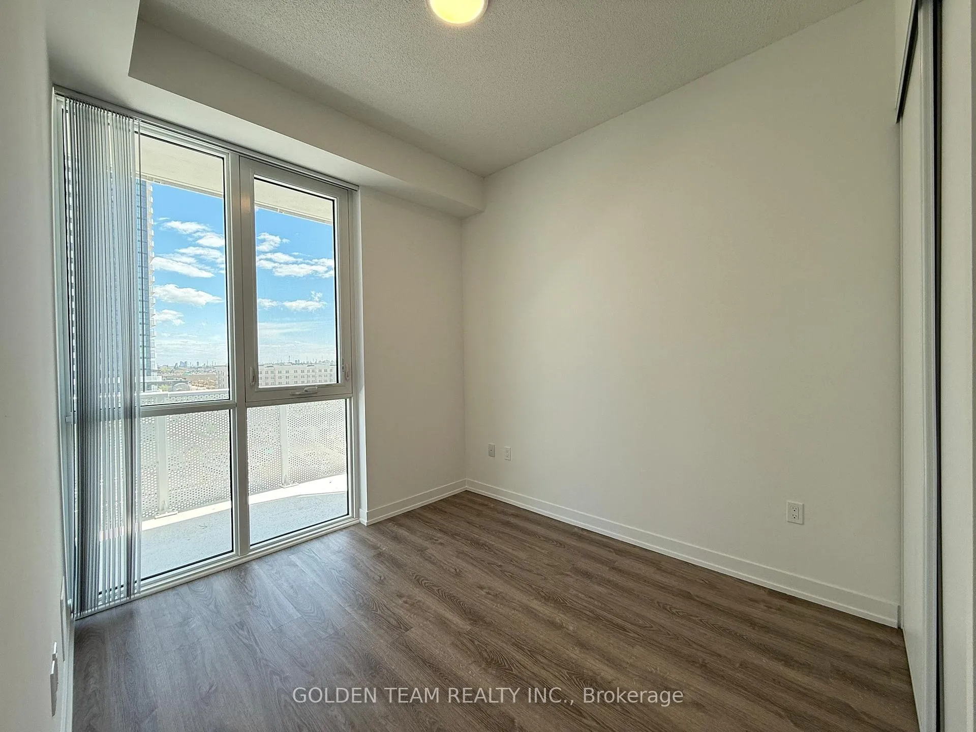 Photo 11 of Unit 802, 195 Commerce Street, Vaughan, Vaughan Corporate Centre — HOMEH