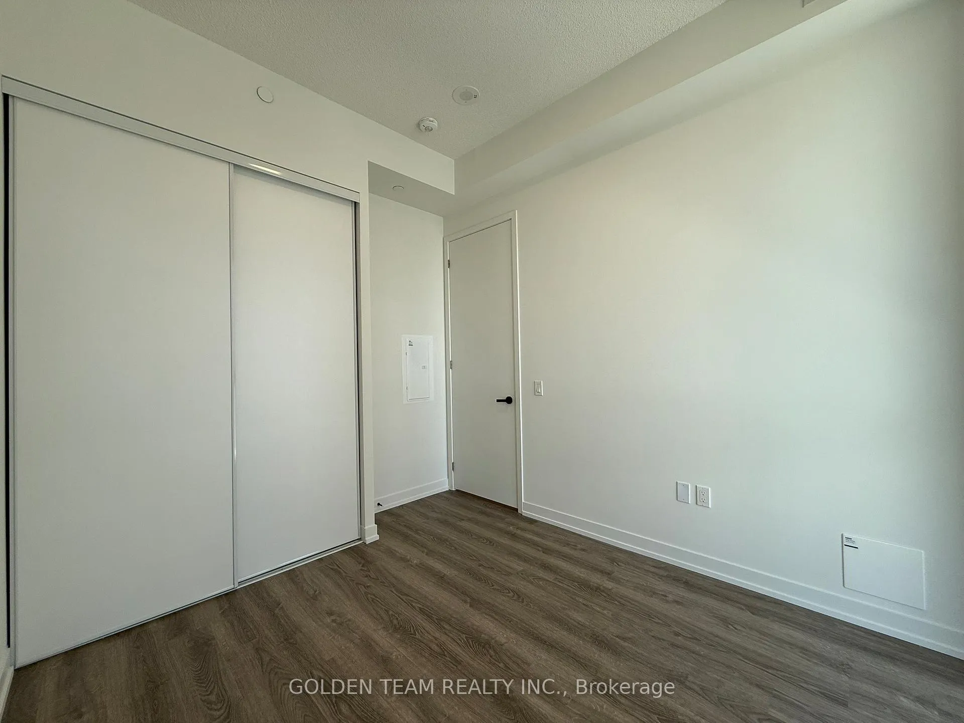 Photo 12 of Unit 802, 195 Commerce Street, Vaughan, Vaughan Corporate Centre — HOMEH
