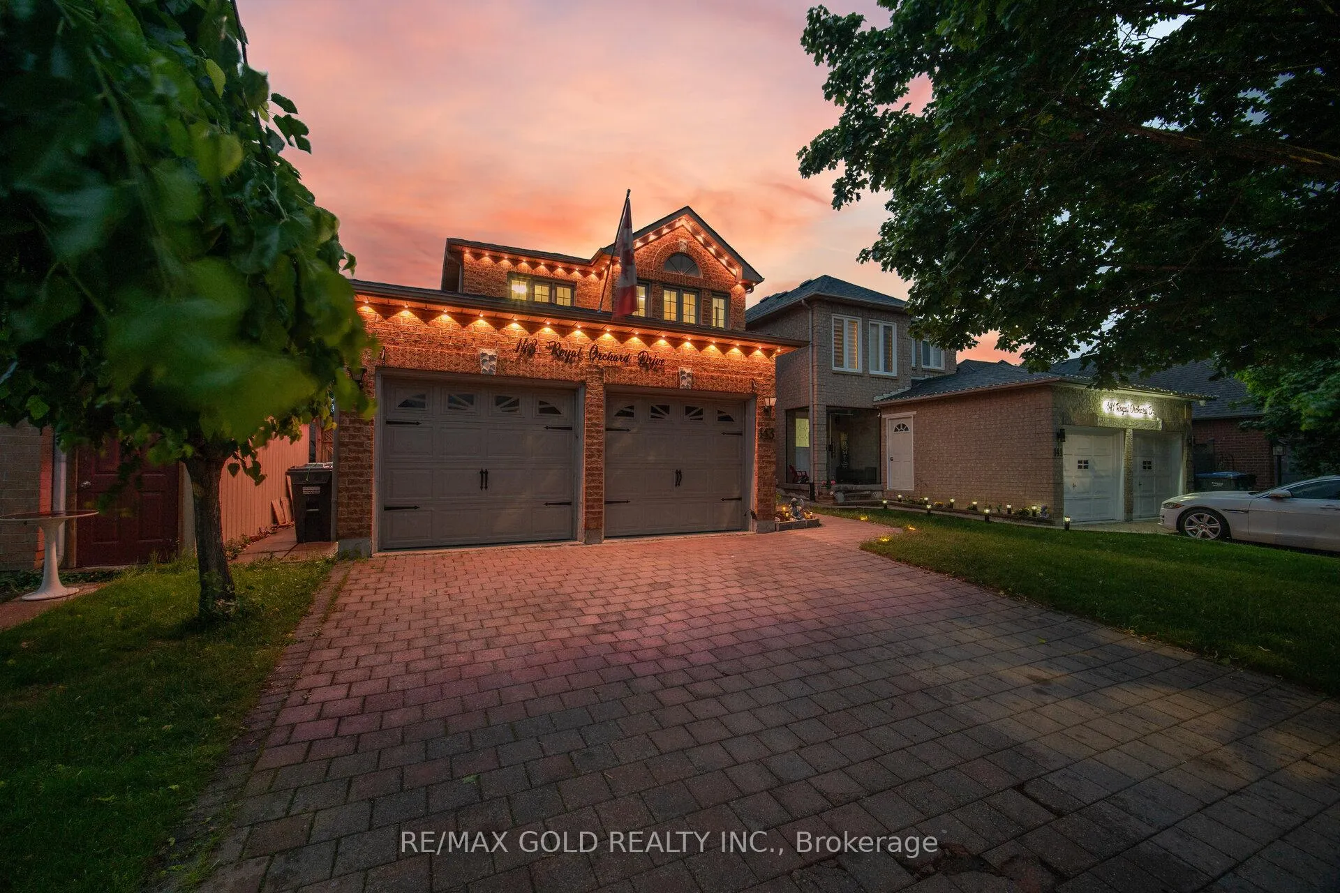 Photo 6 of 143 Royal Orchard Drive, Brampton, Brampton West — HOMEH