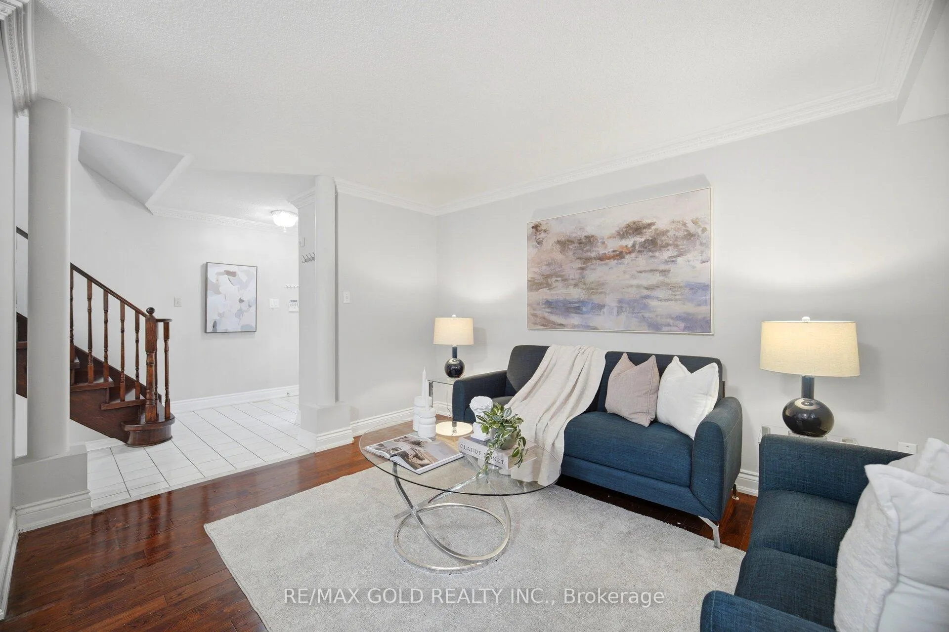 Photo 12 of 143 Royal Orchard Drive, Brampton, Brampton West — HOMEH