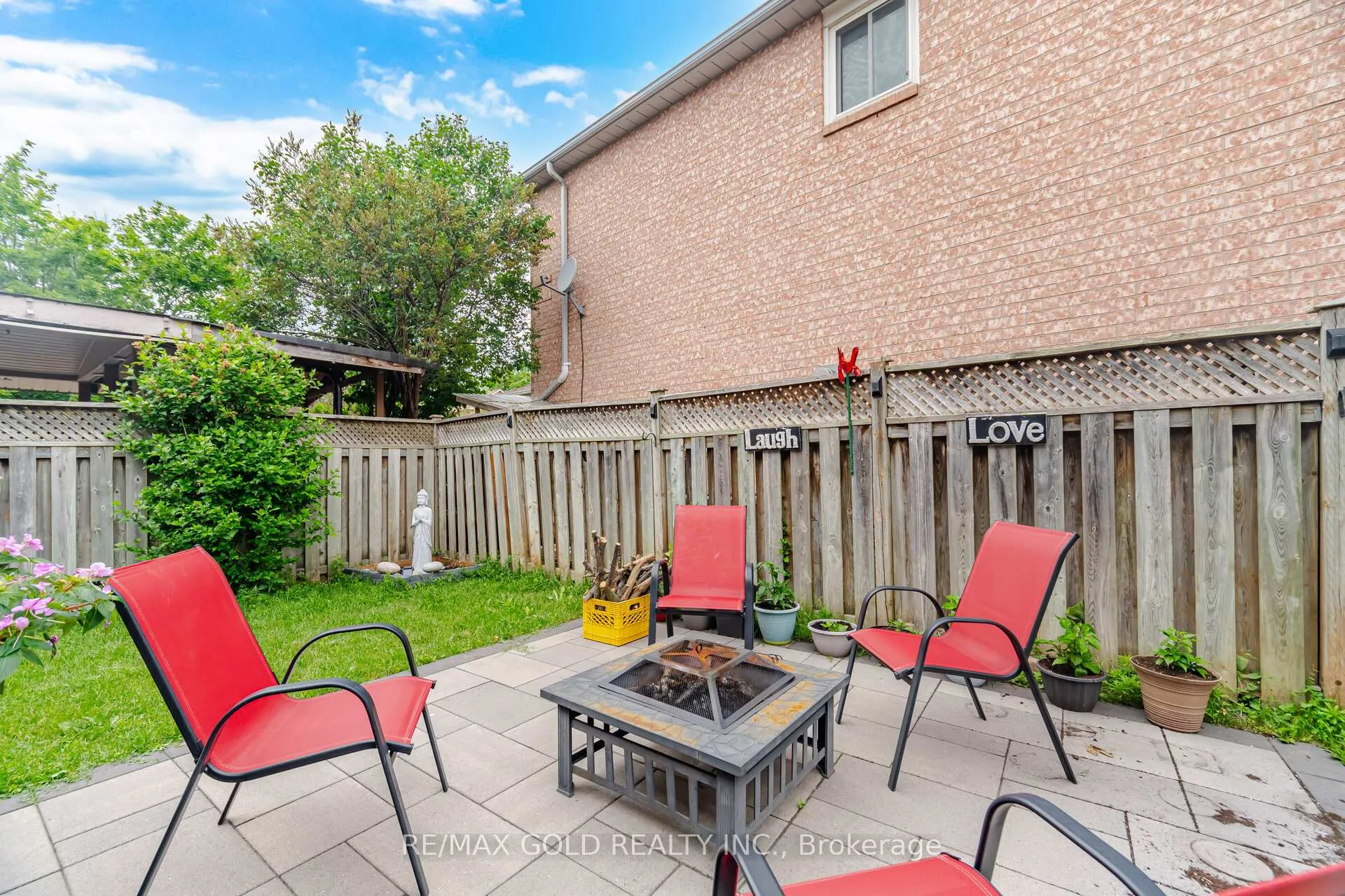 Photo 41 of 143 Royal Orchard Drive, Brampton, Brampton West — HOMEH