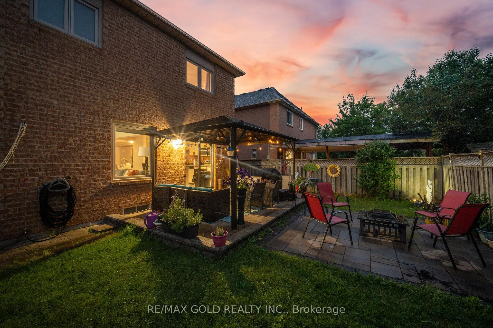 Photo 45 of 143 Royal Orchard Drive, Brampton, Brampton West — HOMEH