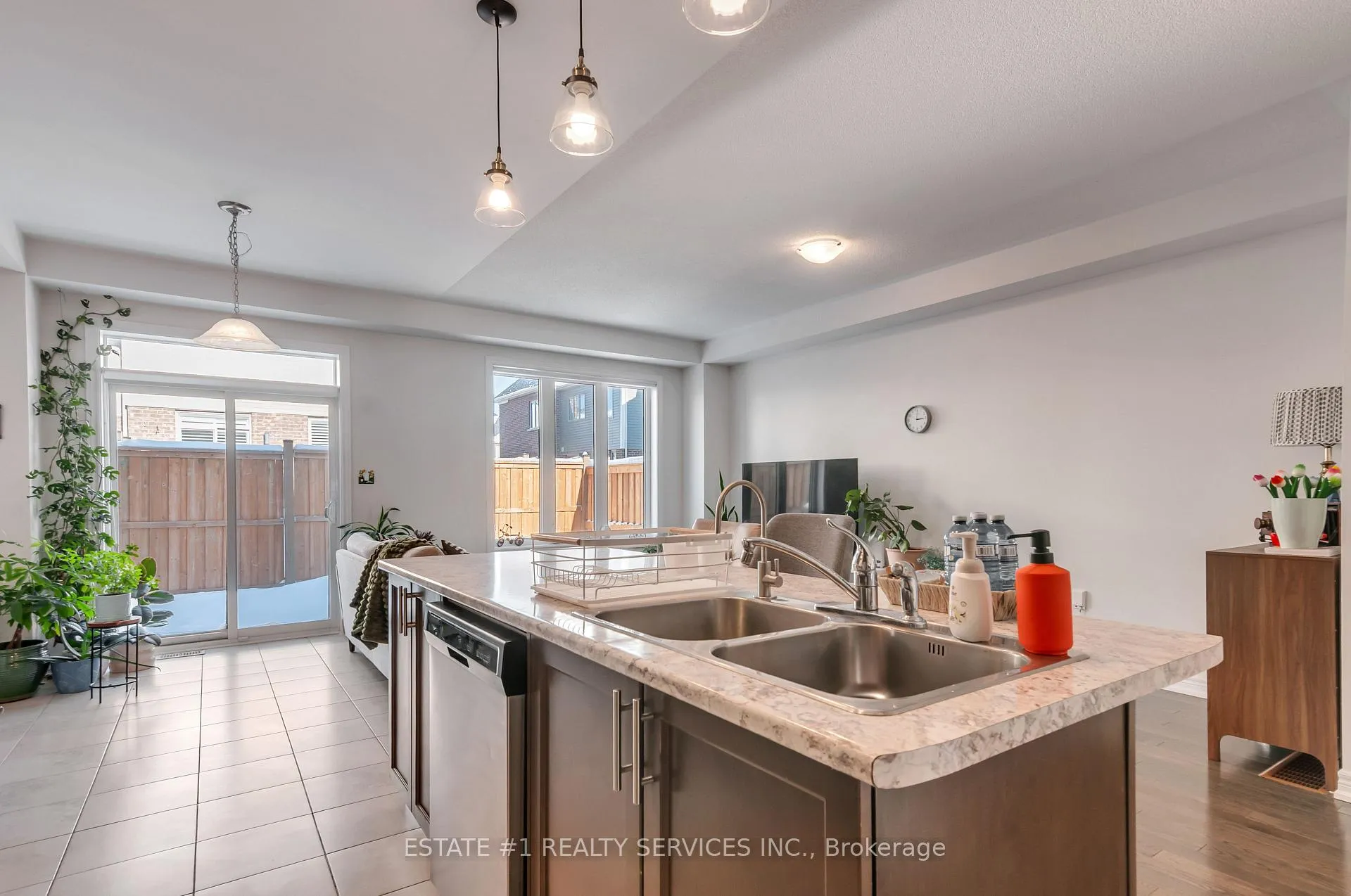Photo 14 of 116 Mutrie Boulevard, Guelph/Eramosa, Rockwood — HOMEH