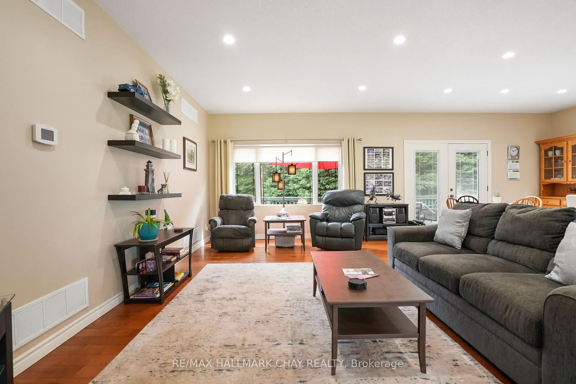 Photo 7 of 13895 County Rd 27, Springwater, Rural Springwater — HOMEH