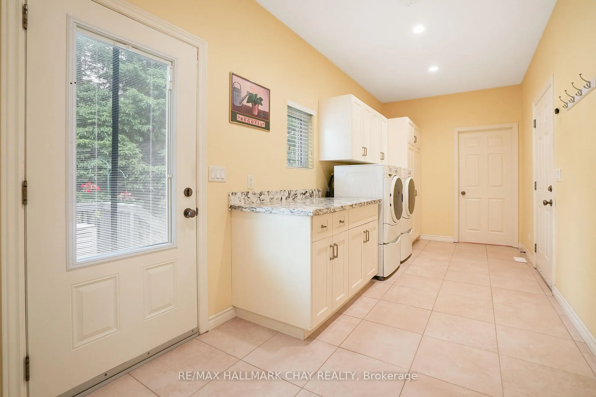 Photo 20 of 13895 County Rd 27, Springwater, Rural Springwater — HOMEH