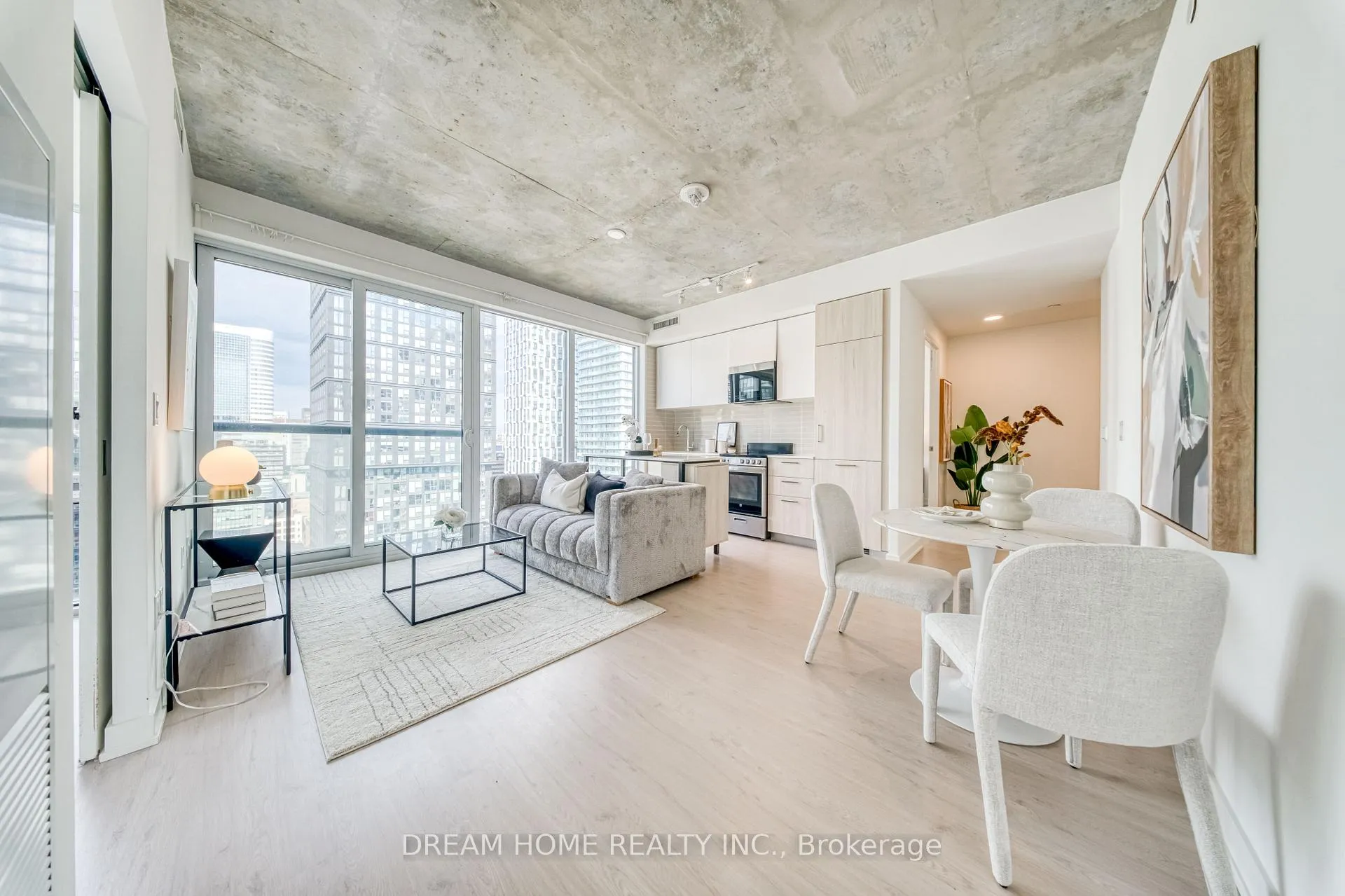 Photo 2 of Unit 2204, 65 Mutual Street, Toronto, Church-Yonge Corridor — HOMEH