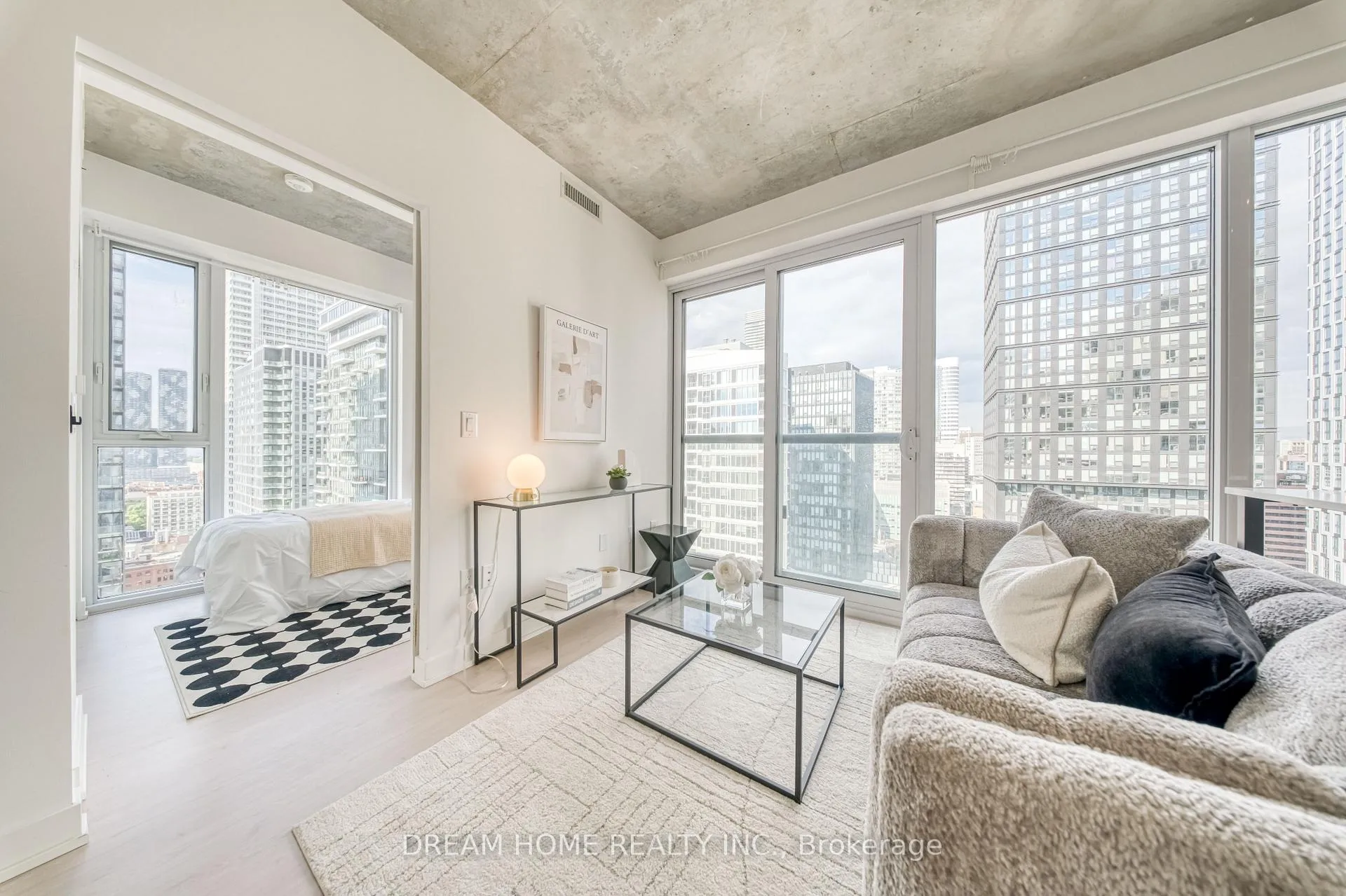 Photo 4 of Unit 2204, 65 Mutual Street, Toronto, Church-Yonge Corridor — HOMEH
