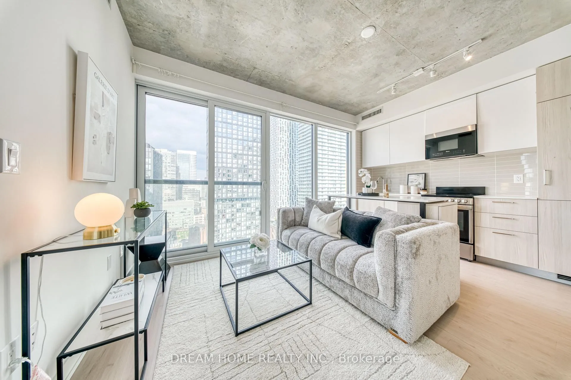 Photo 10 of Unit 2204, 65 Mutual Street, Toronto, Church-Yonge Corridor — HOMEH