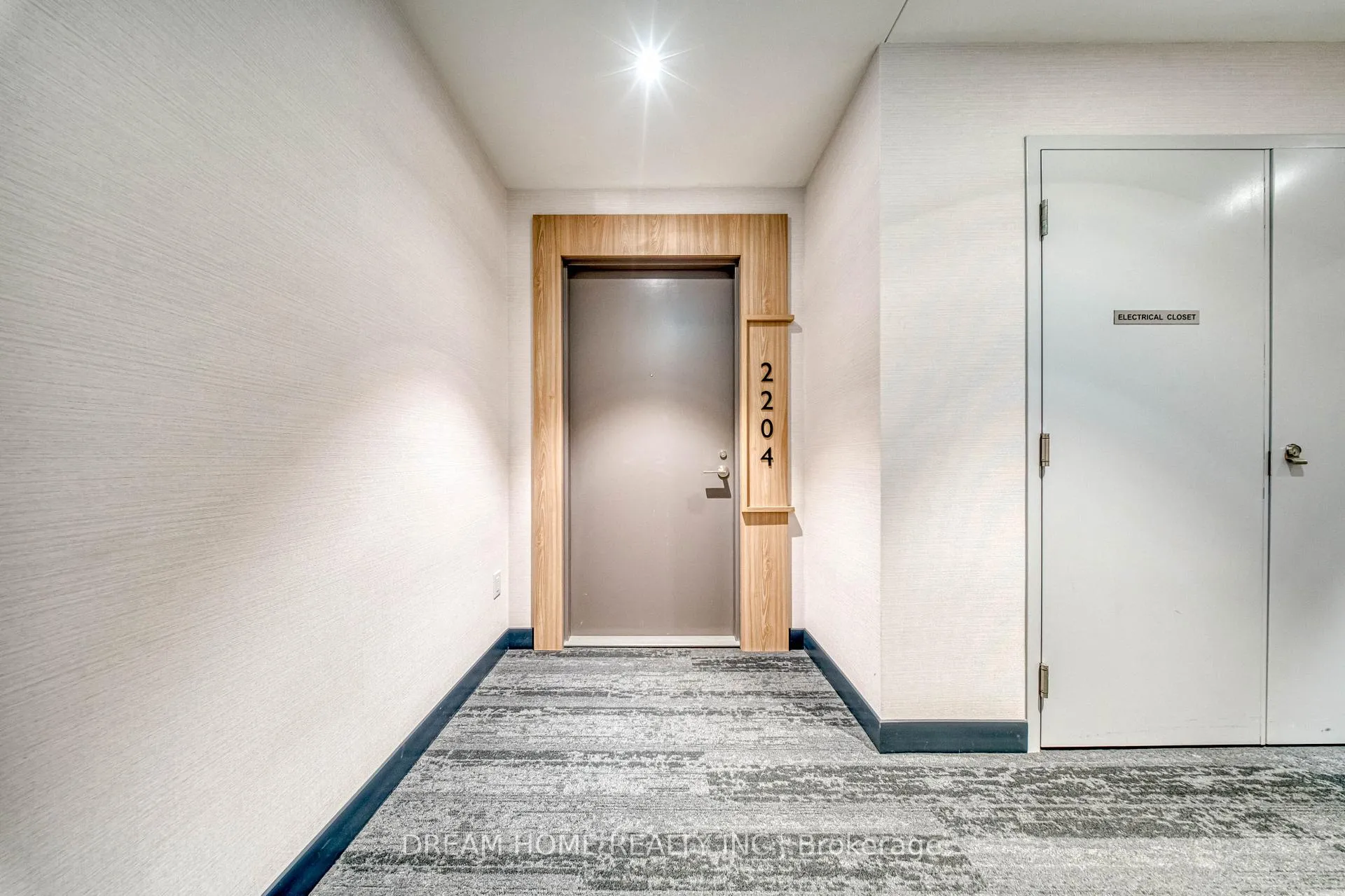 Photo 24 of Unit 2204, 65 Mutual Street, Toronto, Church-Yonge Corridor — HOMEH