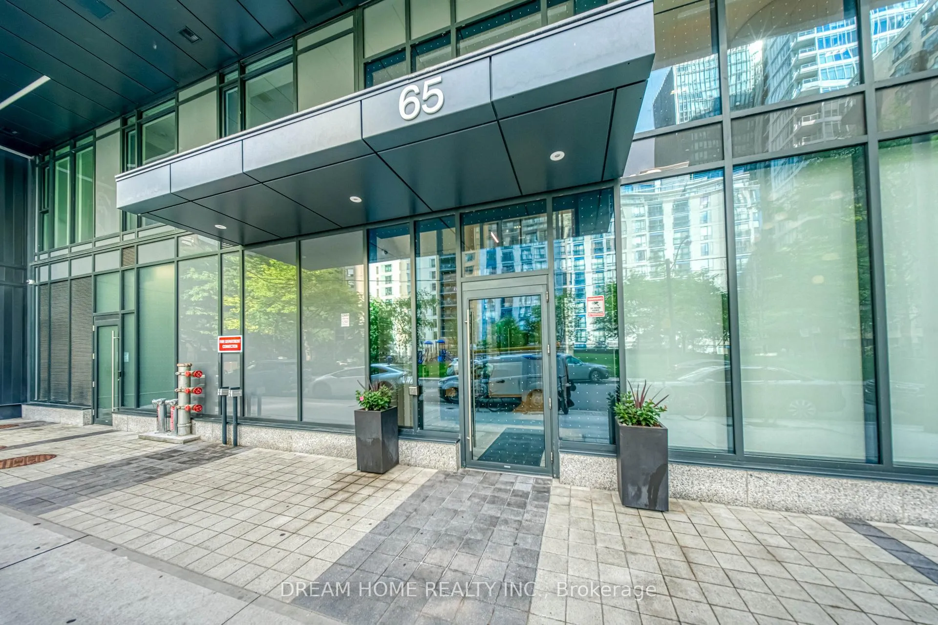 Photo 35 of Unit 2204, 65 Mutual Street, Toronto, Church-Yonge Corridor — HOMEH