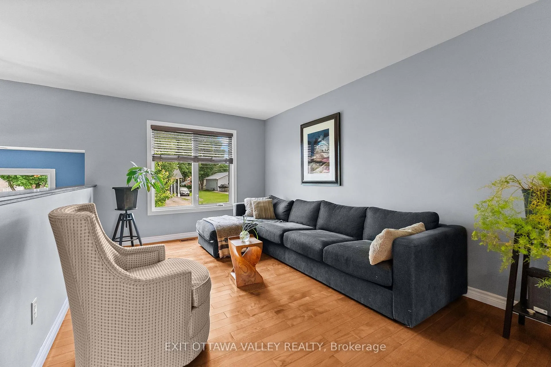 Photo 9 of 9 Minto Street, Whitewater Region, Beachburg — HOMEH