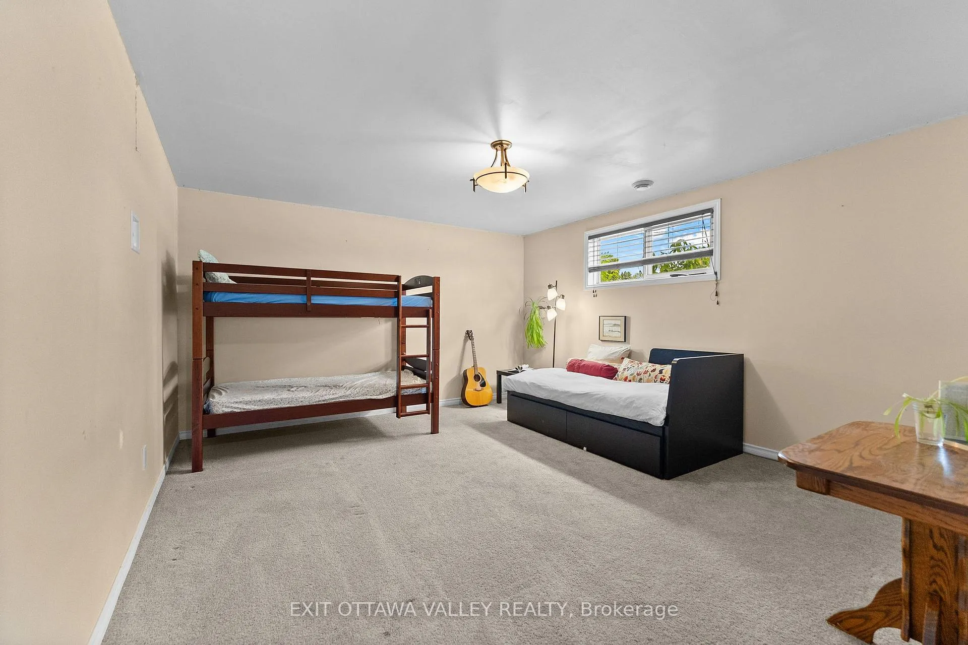 Photo 24 of 9 Minto Street, Whitewater Region, Beachburg — HOMEH