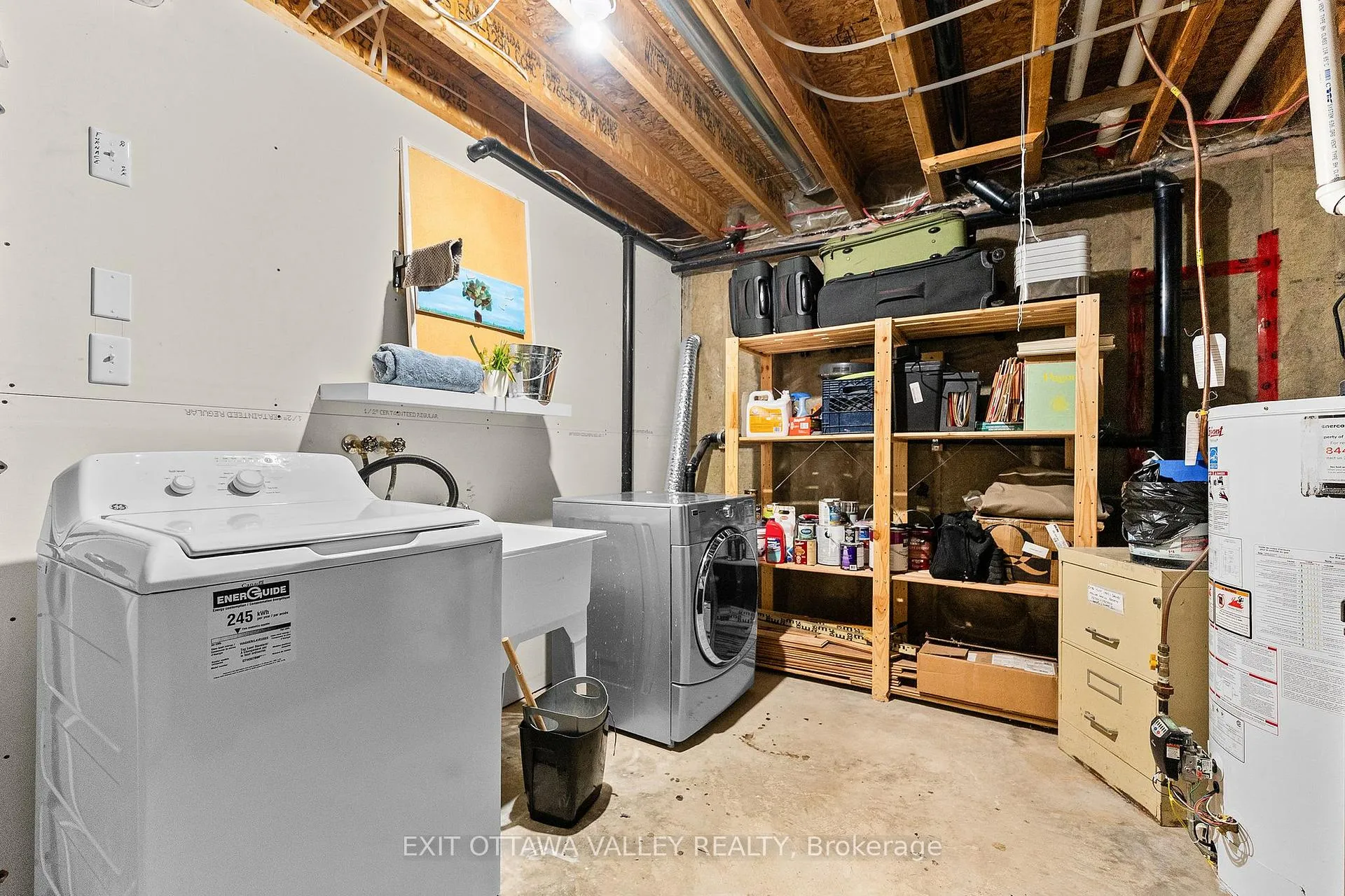 Photo 33 of 9 Minto Street, Whitewater Region, Beachburg — HOMEH