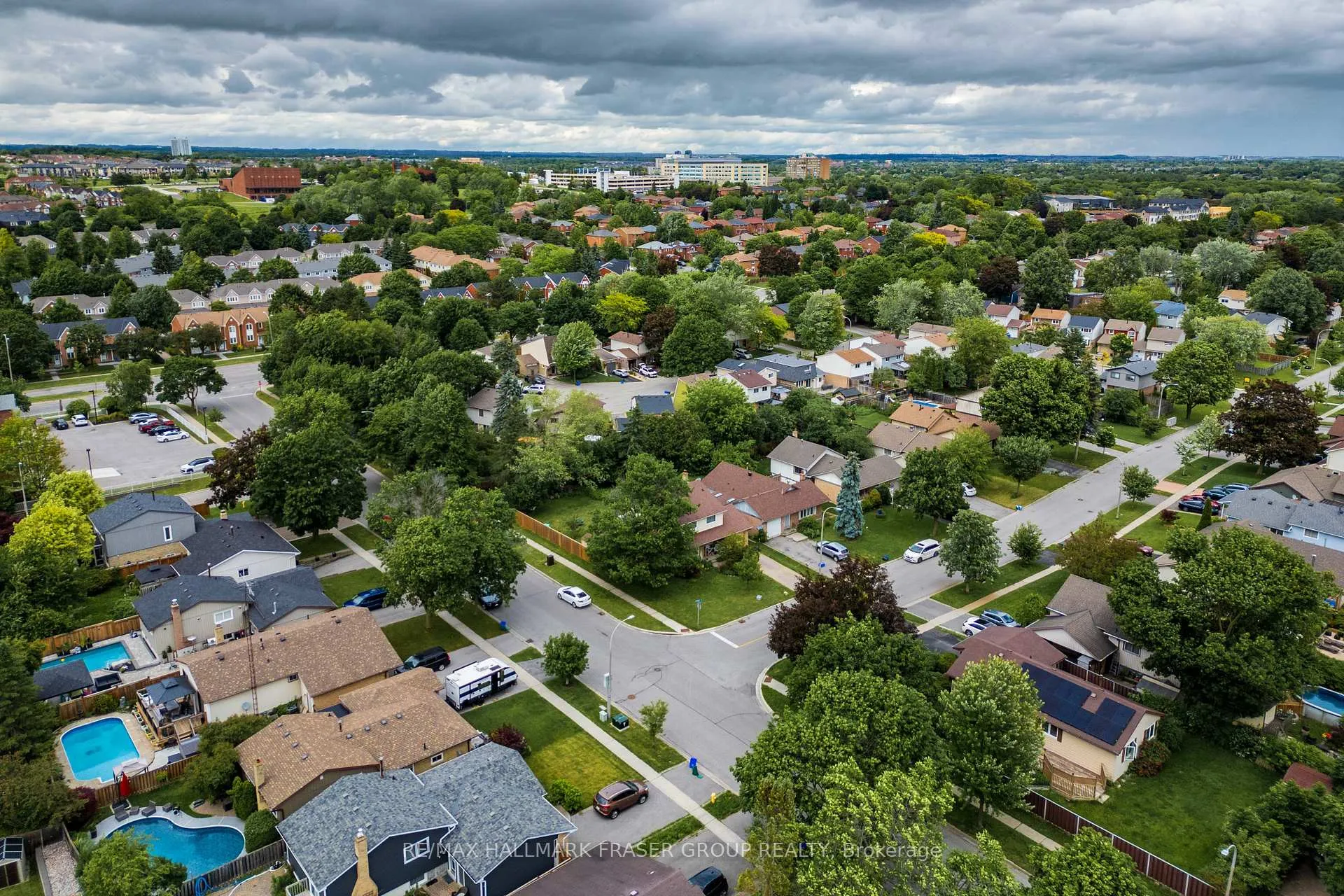 Photo 2 of 39 Ivanic Court, Whitby, Pringle Creek — HOMEH