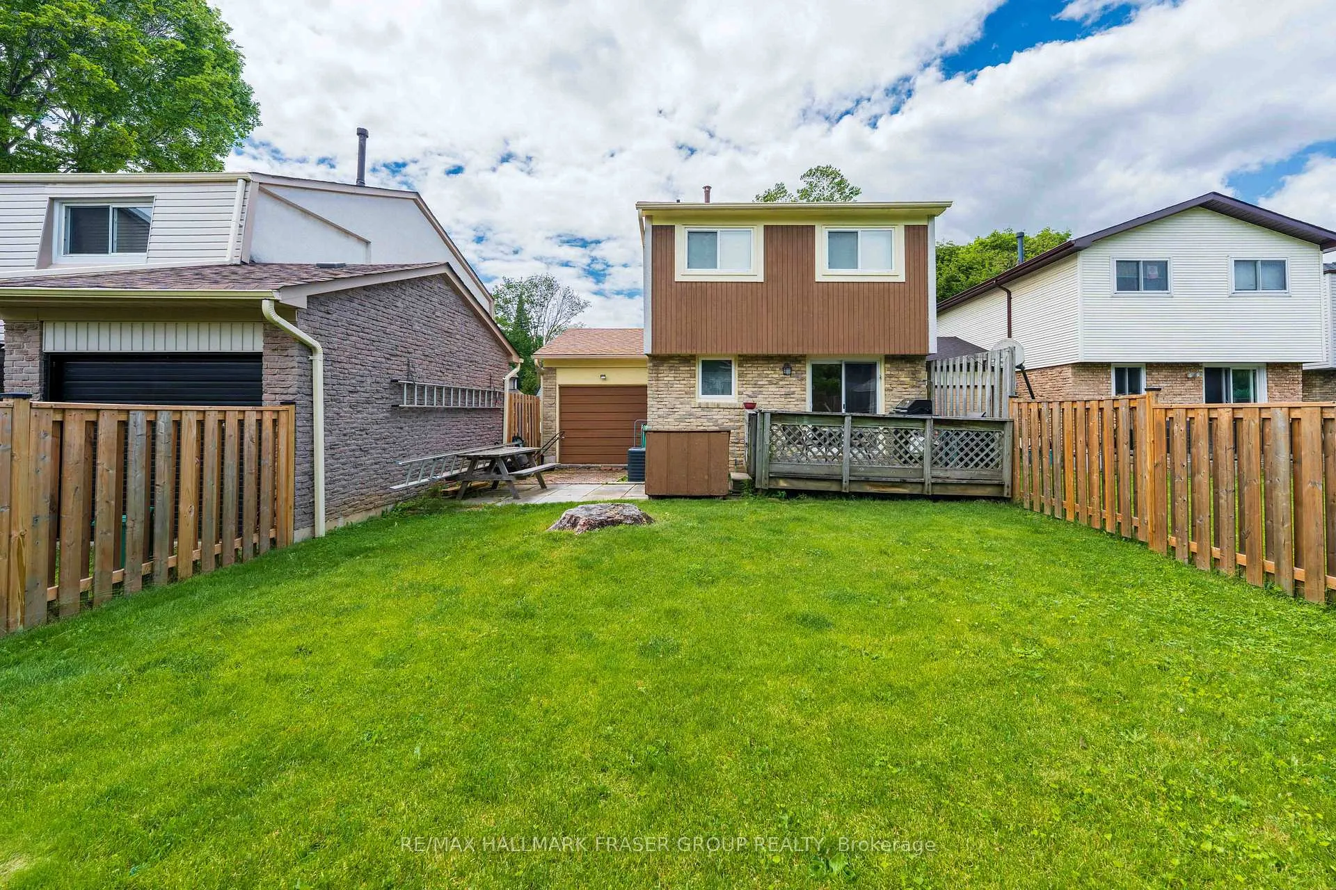 Photo 8 of 39 Ivanic Court, Whitby, Pringle Creek — HOMEH