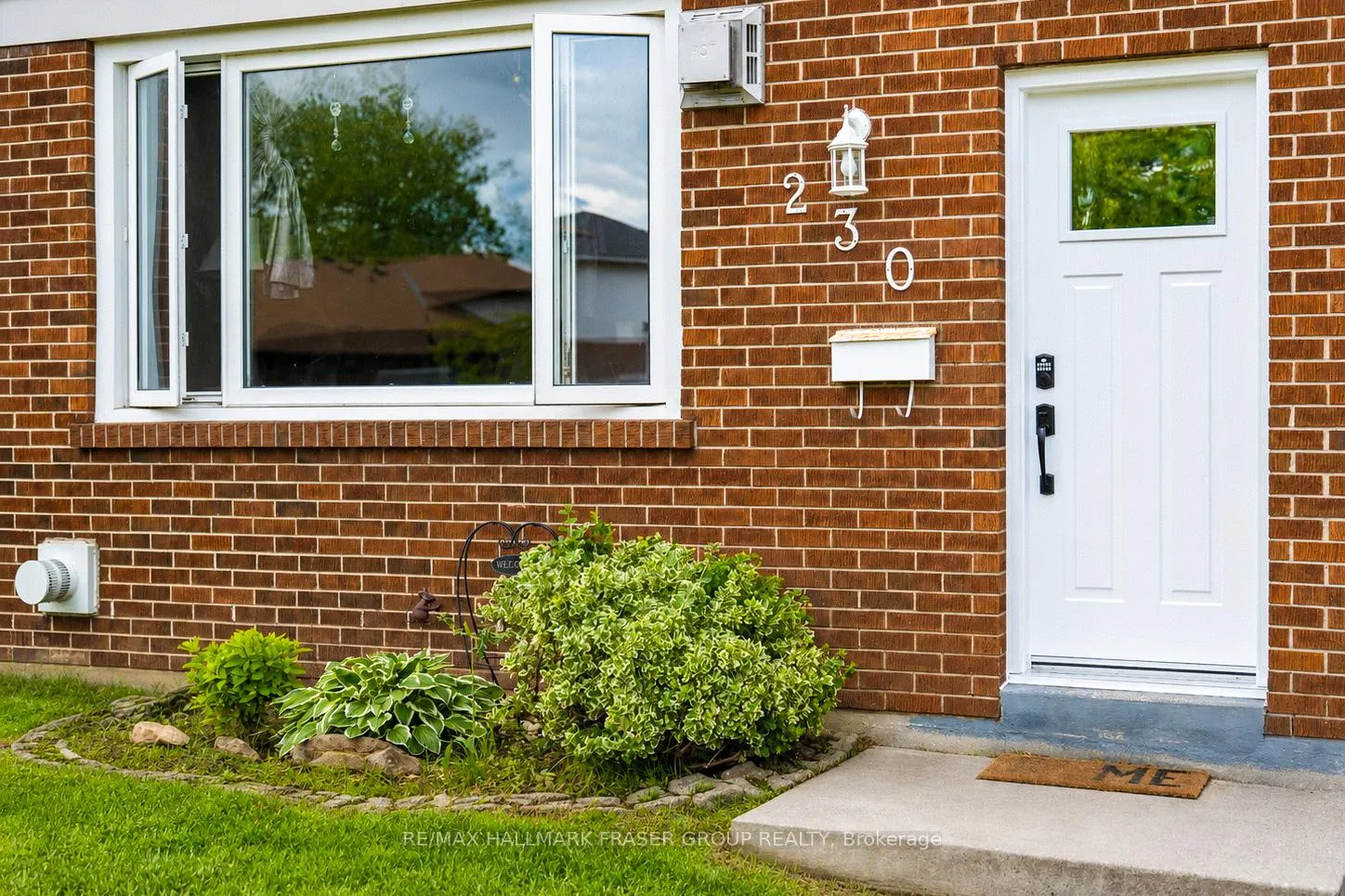 Photo 16 of 230 Kinmount Crescent, Oshawa, Lakeview — HOMEH