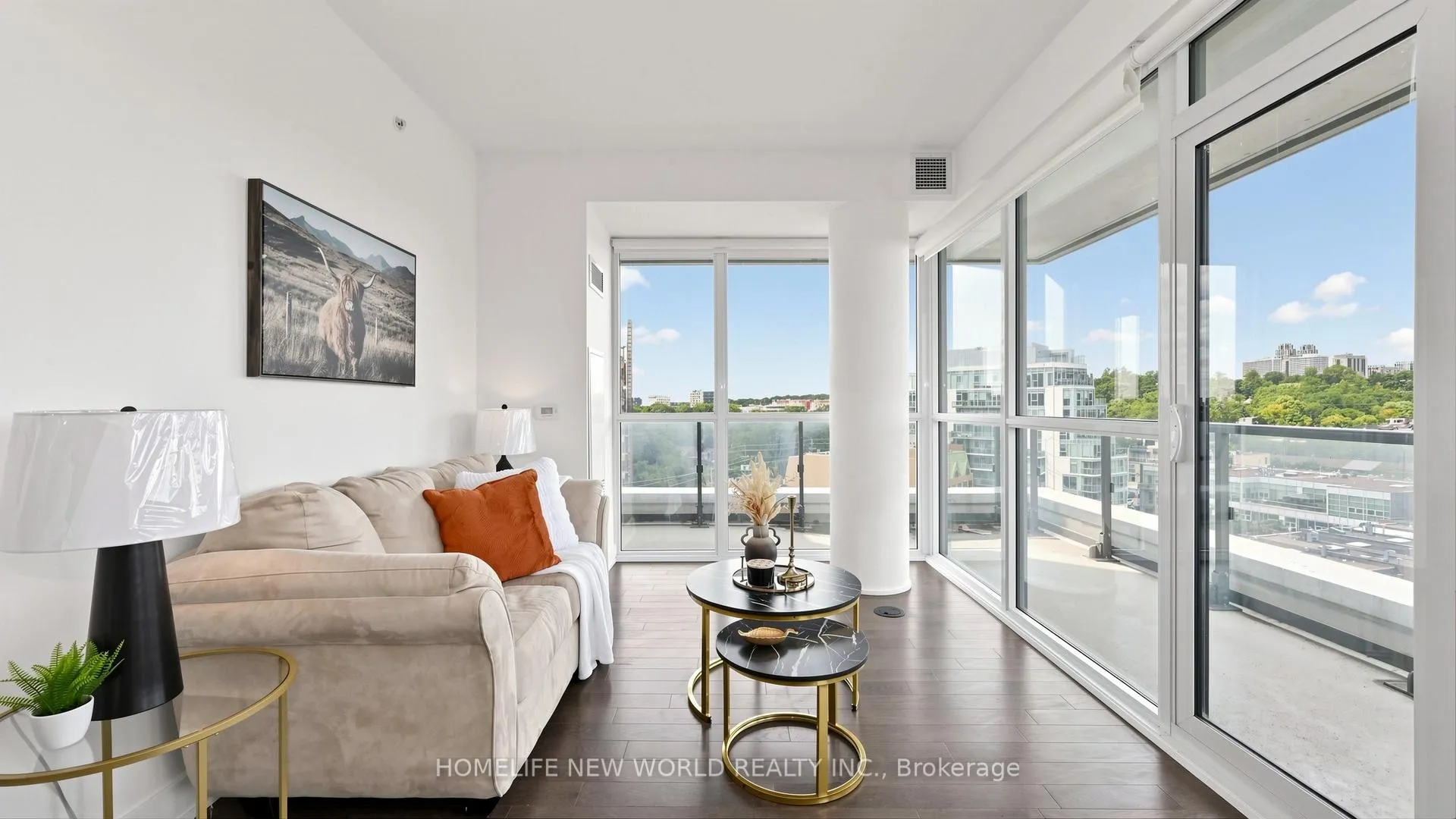 Photo 8 of Unit 802, 181 Bedford Road, Toronto, The Annex — HOMEH