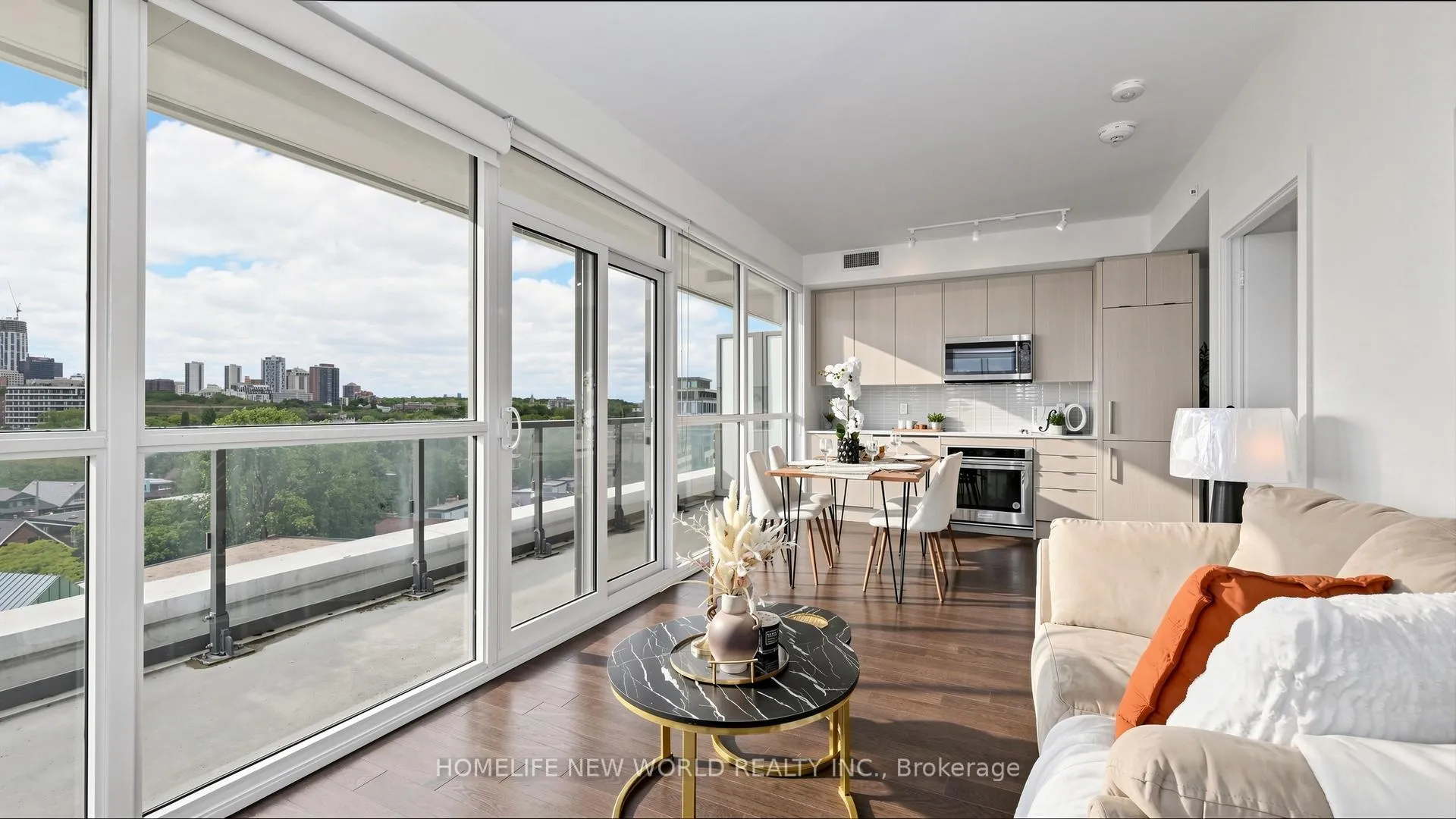 Photo 11 of Unit 802, 181 Bedford Road, Toronto, The Annex — HOMEH