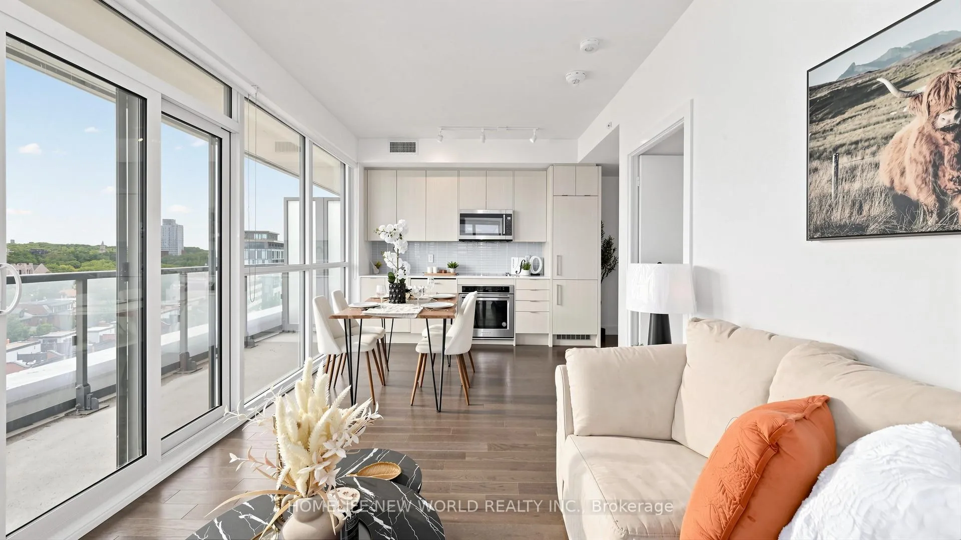 Photo 12 of Unit 802, 181 Bedford Road, Toronto, The Annex — HOMEH