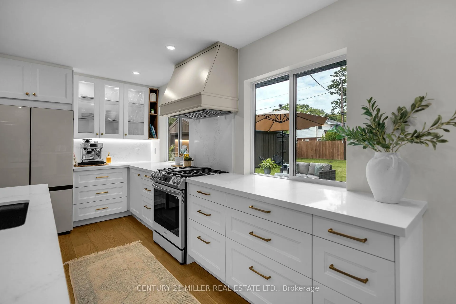 Photo 8 of 5211 Tamarac Drive, Burlington, Appleby — HOMEH