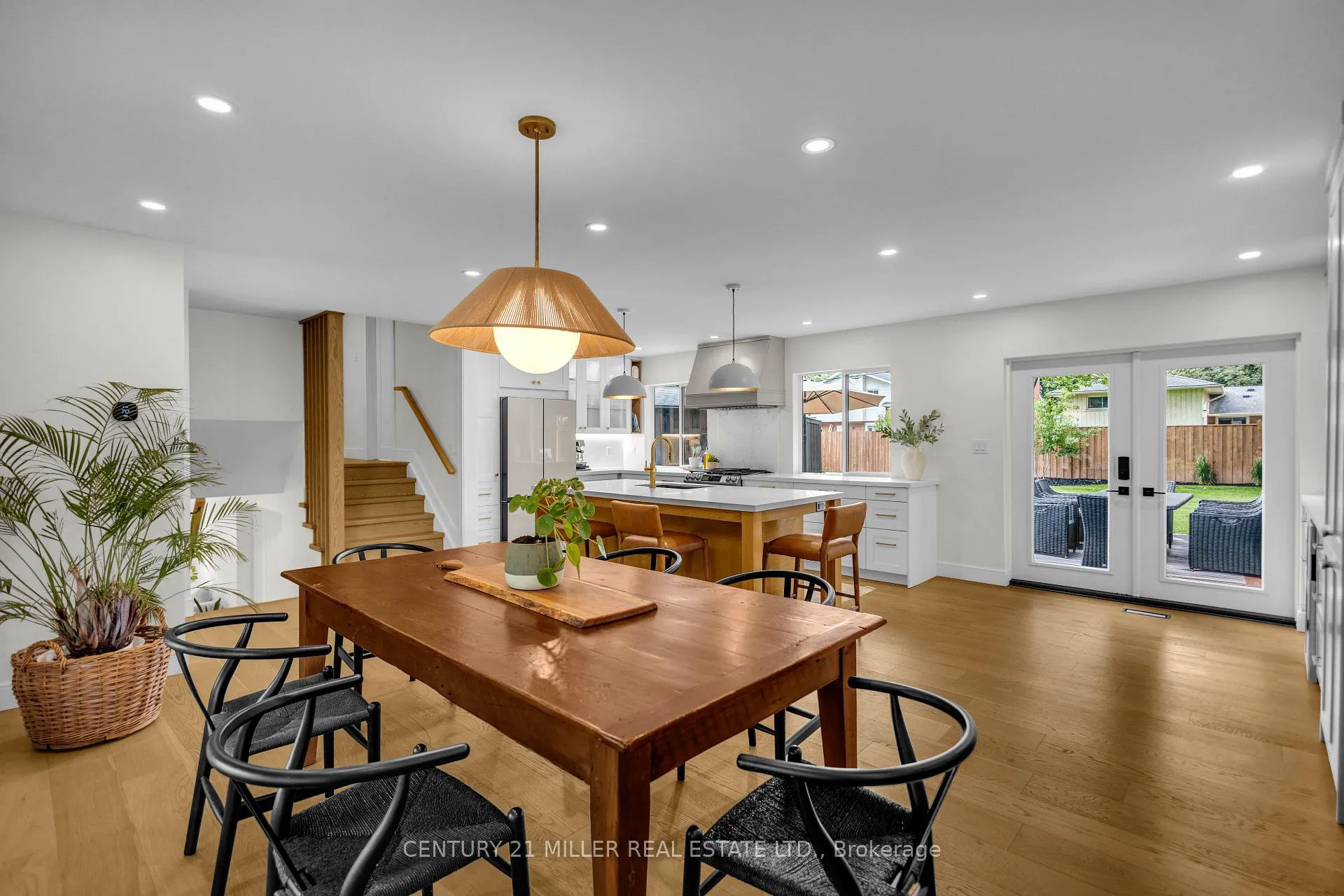 Photo 12 of 5211 Tamarac Drive, Burlington, Appleby — HOMEH