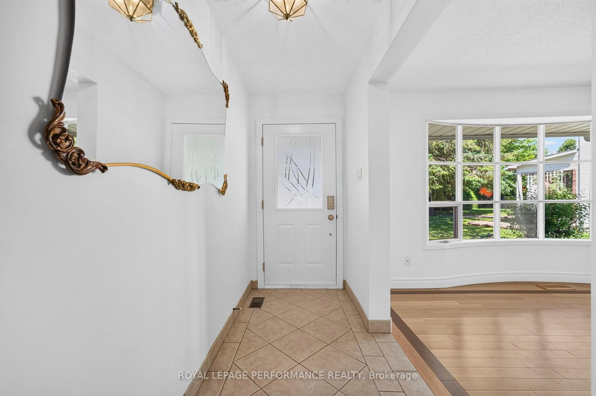 Photo 2 of 2365 Keystone Court, Ottawa, Blackburn Hamlet (South) — HOMEH