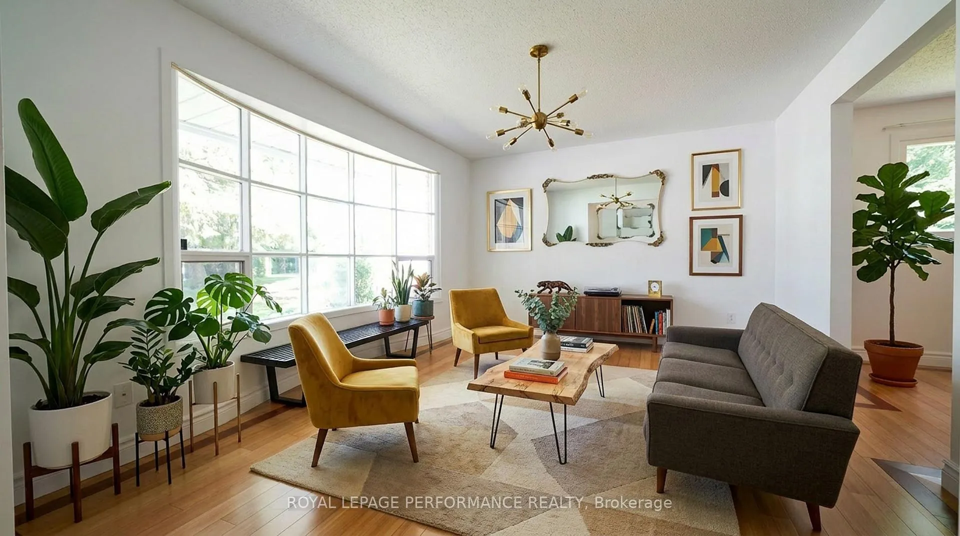 Photo 5 of 2365 Keystone Court, Ottawa, Blackburn Hamlet (South) — HOMEH