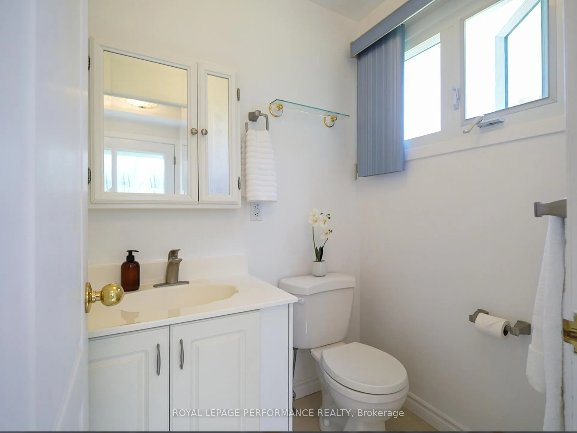 Photo 13 of 2365 Keystone Court, Ottawa, Blackburn Hamlet (South) — HOMEH