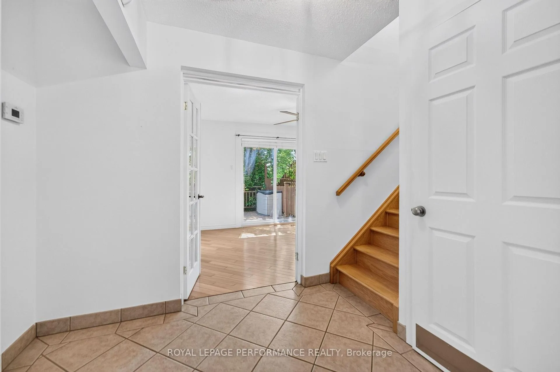 Photo 21 of 2365 Keystone Court, Ottawa, Blackburn Hamlet (South) — HOMEH