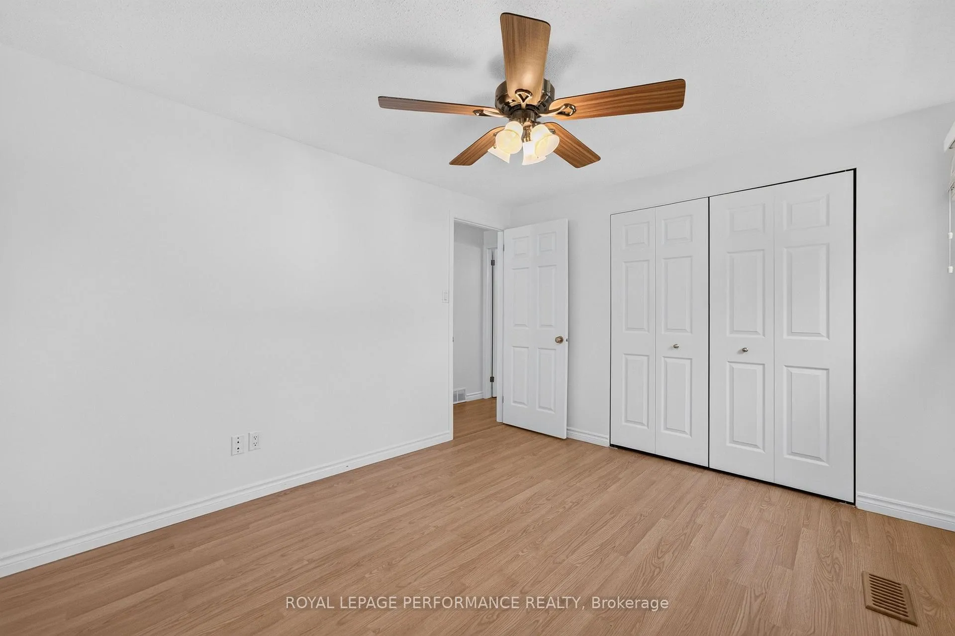 Photo 32 of 2365 Keystone Court, Ottawa, Blackburn Hamlet (South) — HOMEH