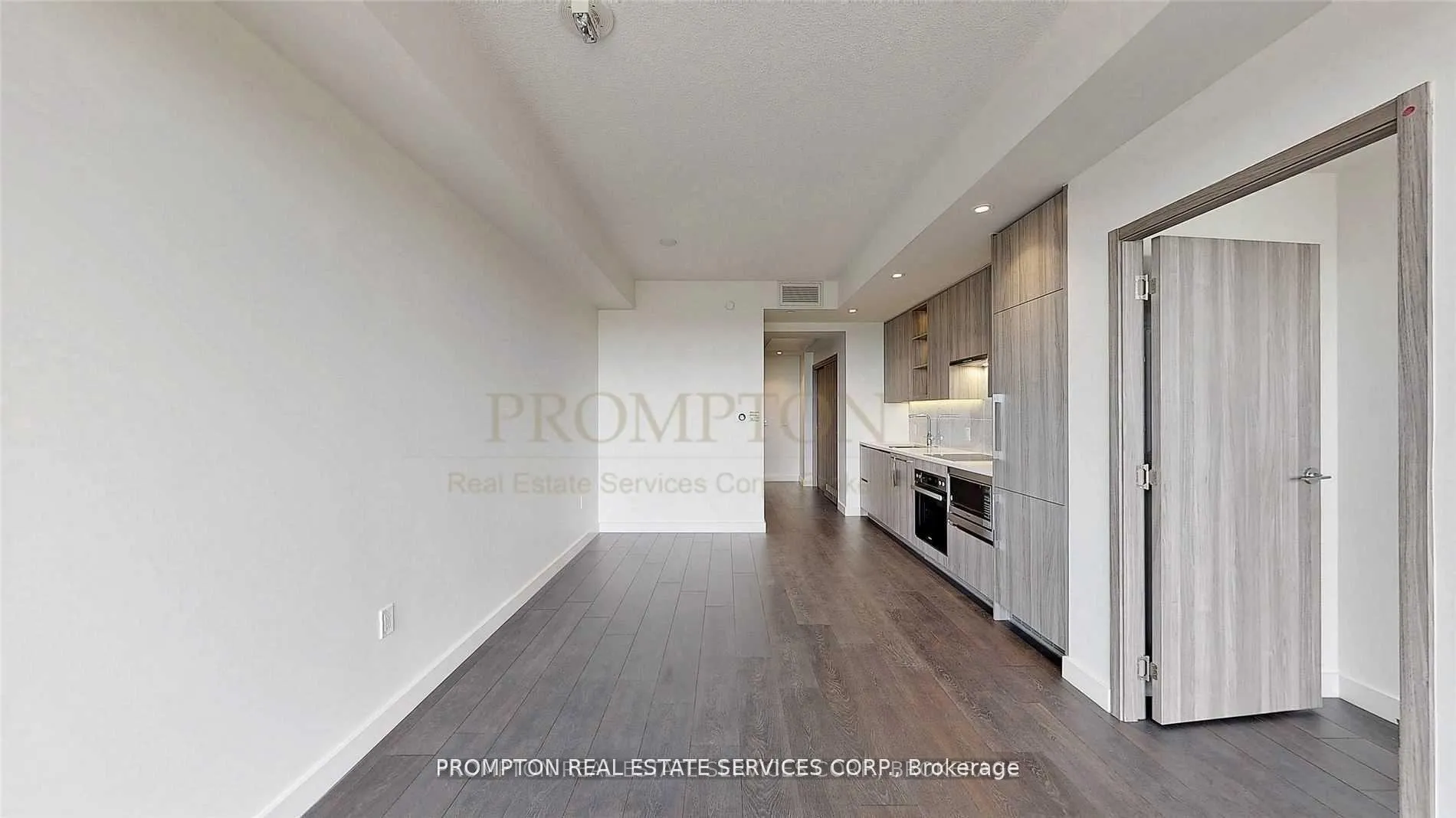 Photo 7 of Unit 2205, 95 Mcmahon Drive, North York, Bayview Village — HOMEH