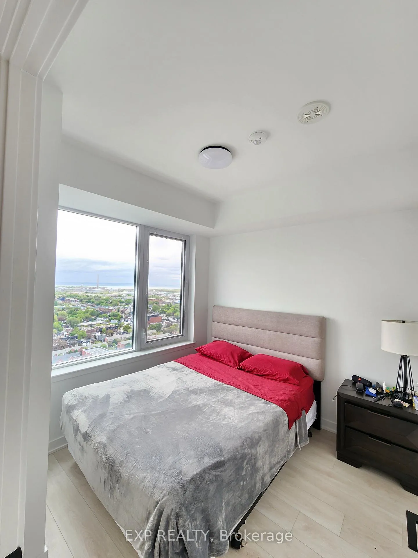 Photo 7 of Unit 3012, 5 Defries Street, Toronto, Regent Park — HOMEH